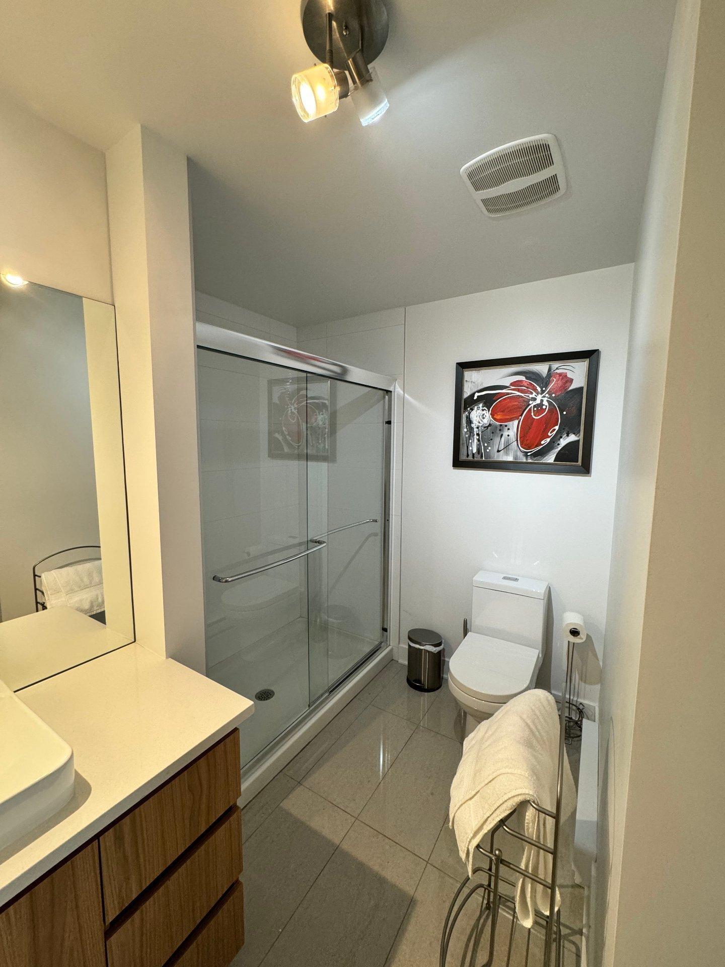 









2160


Av. Terry-Fox

, 514,
Laval (Chomedey),




QC
H7T3B7

