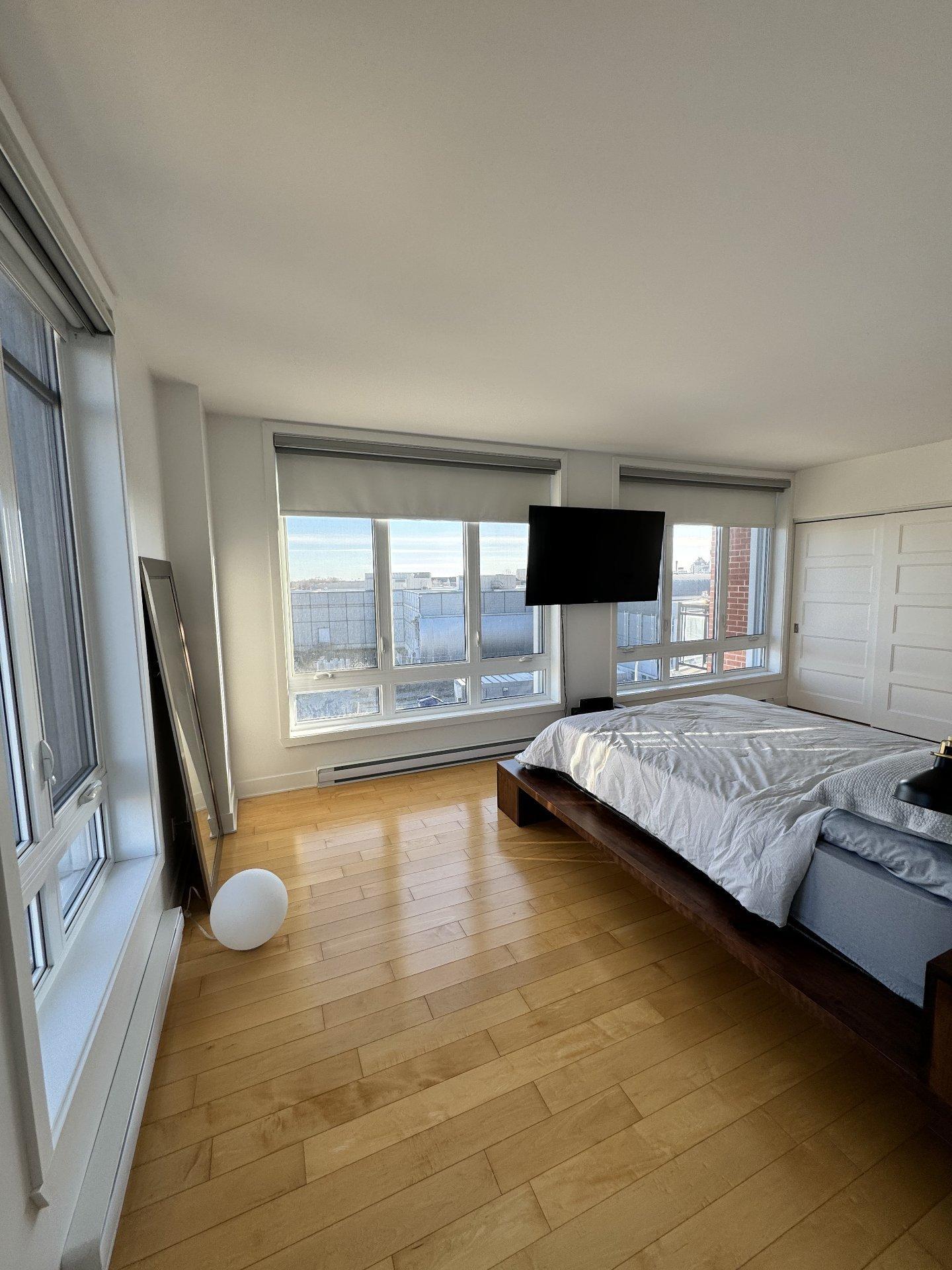 









2160


Av. Terry-Fox

, 514,
Laval (Chomedey),




QC
H7T3B7

