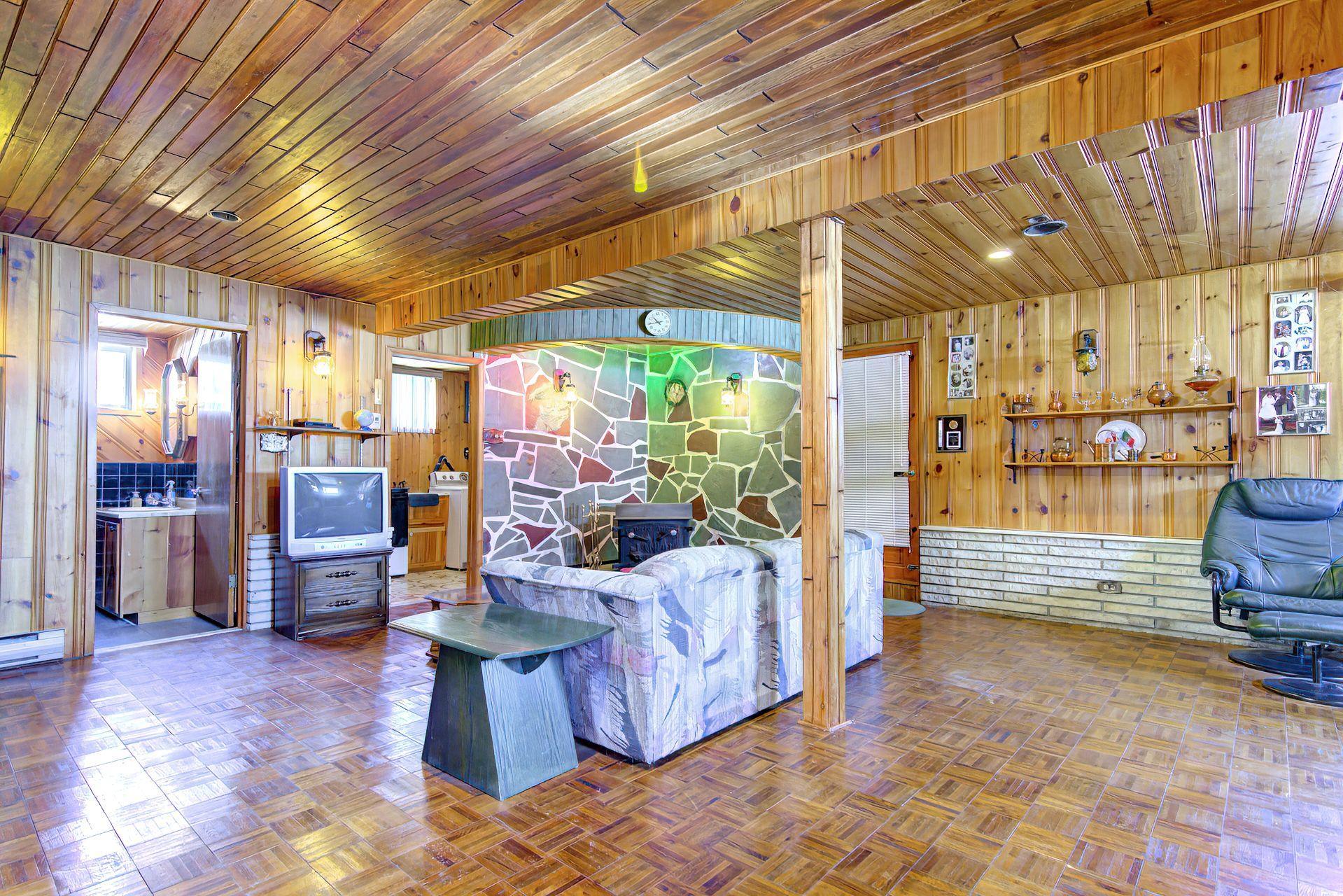 









1560


Rue Trépanier

,
Laval (Chomedey),




QC
H7W3G7

