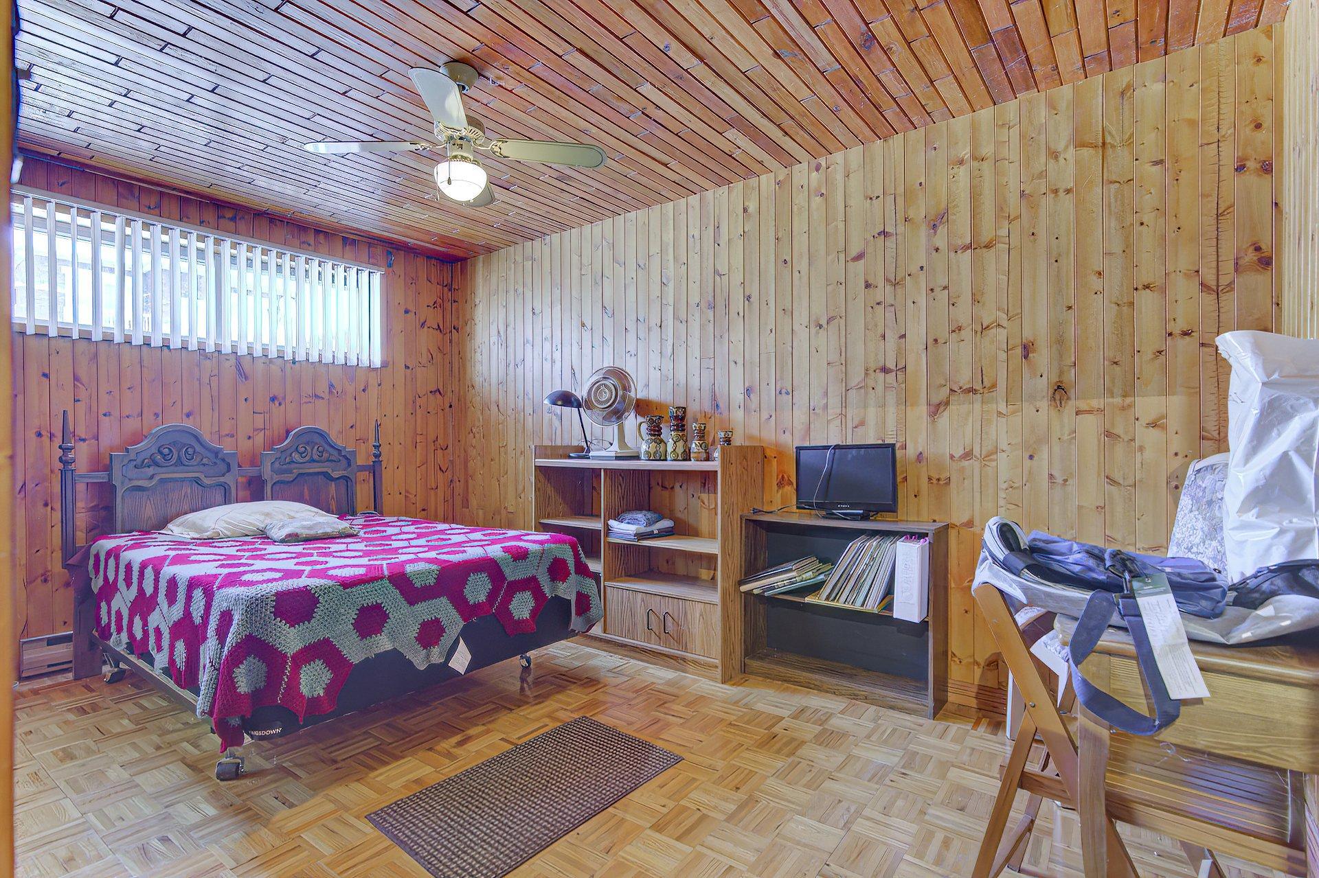 









1560


Rue Trépanier

,
Laval (Chomedey),




QC
H7W3G7

