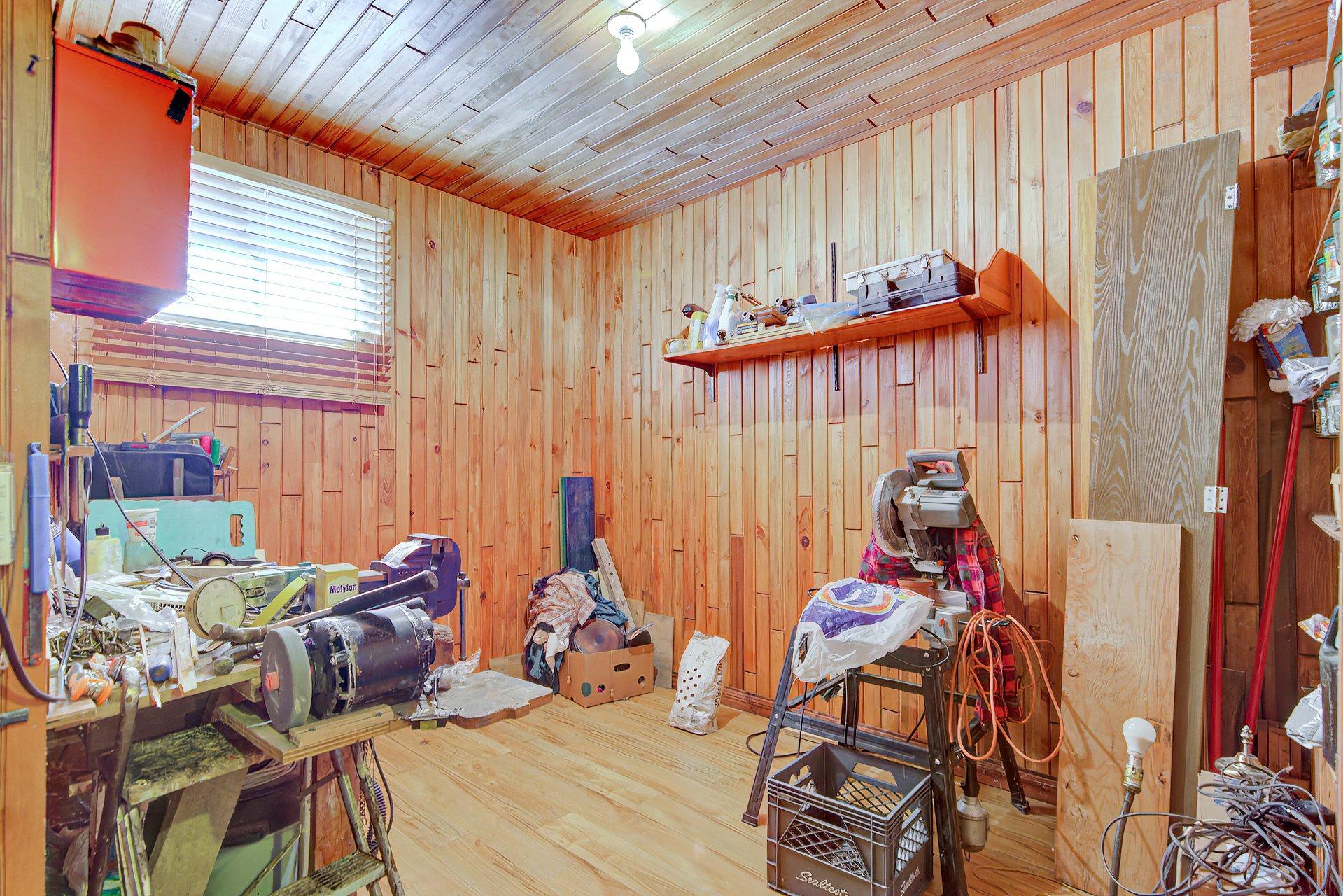 









1560


Rue Trépanier

,
Laval (Chomedey),




QC
H7W3G7

