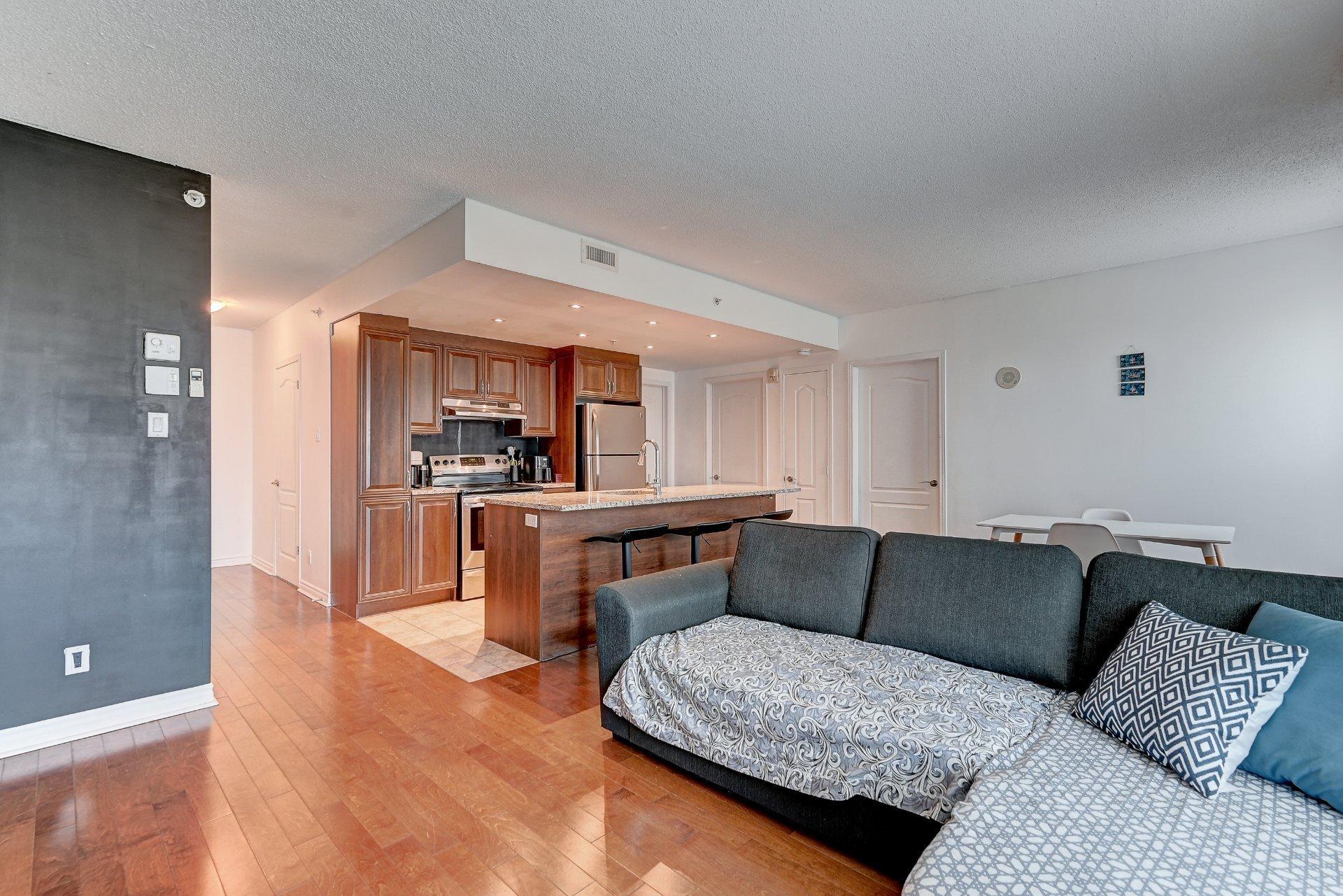 









7620


Boul. Marie-Victorin

, 109,
Brossard,




QC
J4W1B2

