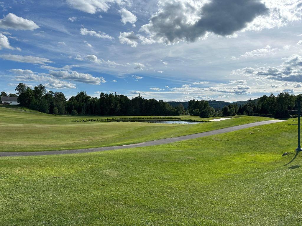 









378


Allée du Sanctuaire

,
Mont-Tremblant,




QC
J8E3L3

