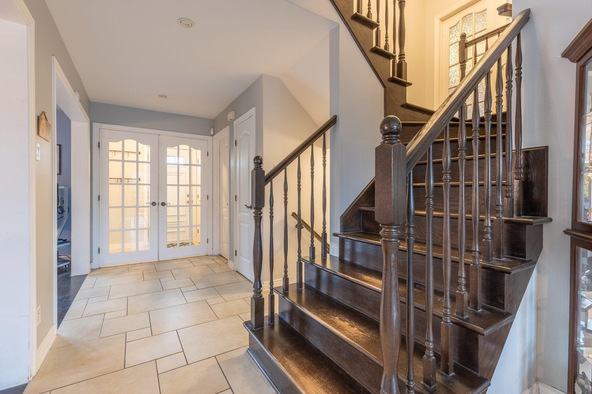 









54


Rue Lucille-Teasdale

,
Notre-Dame-de-l'Île-Perrot,




QC
J7W1T9

