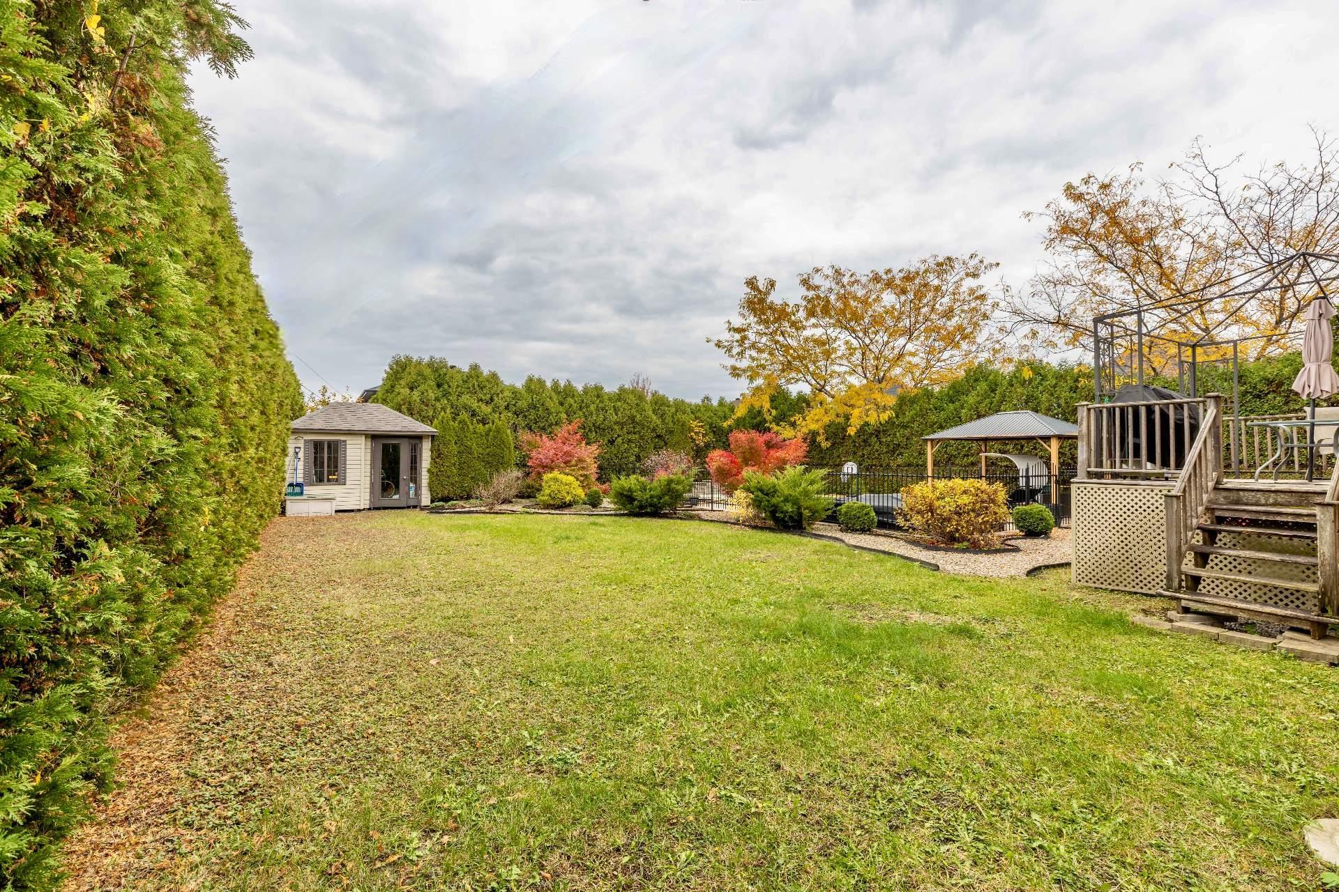 









54


Rue Lucille-Teasdale

,
Notre-Dame-de-l'Île-Perrot,




QC
J7W1T9

