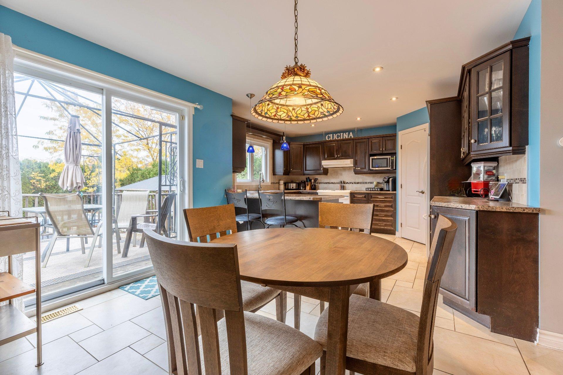 









54


Rue Lucille-Teasdale

,
Notre-Dame-de-l'Île-Perrot,




QC
J7W1T9

