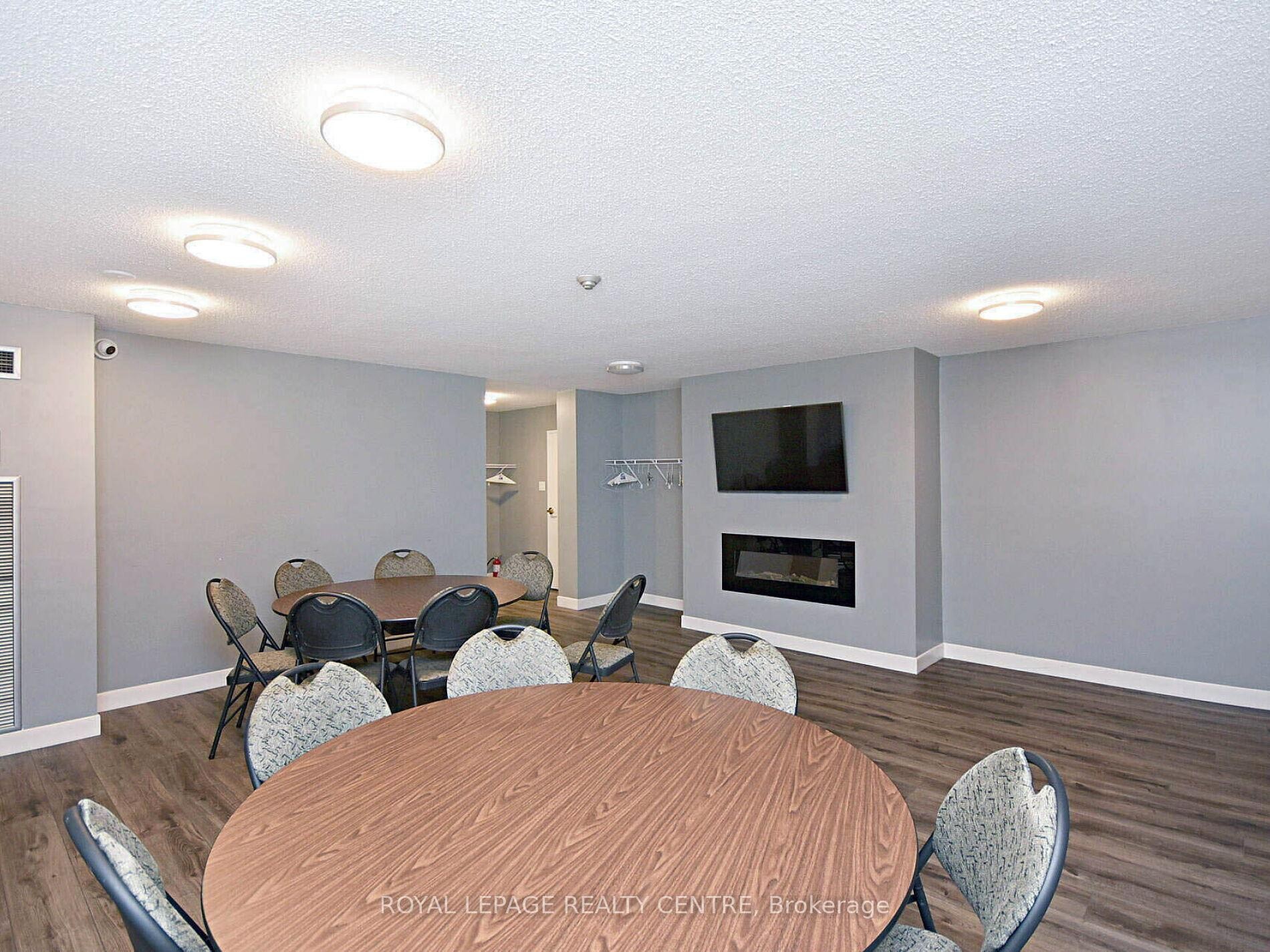 









3590


Kaneff

Crescent West, 1604,
Mississauga,




ON
L5A 3X3

