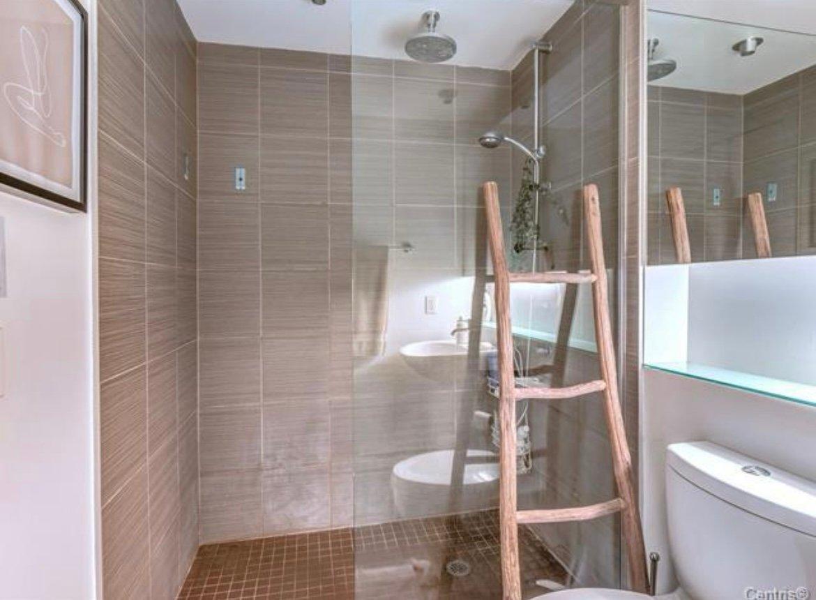 









400


Rue de l'Inspecteur

, 901,
Montréal (Le Sud-Ouest),




QC
H3C4A8

