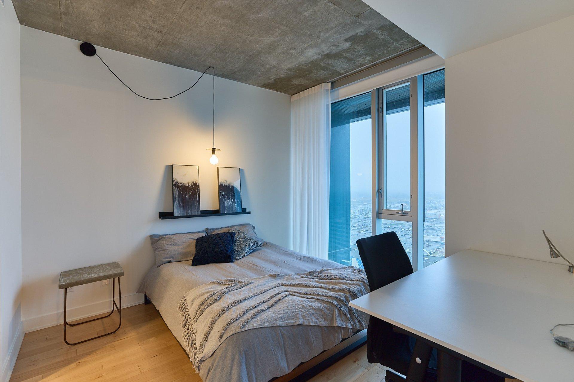 









60


Rue de l'Éclipse

, 2102,
Brossard,




QC
J4Z0T8

