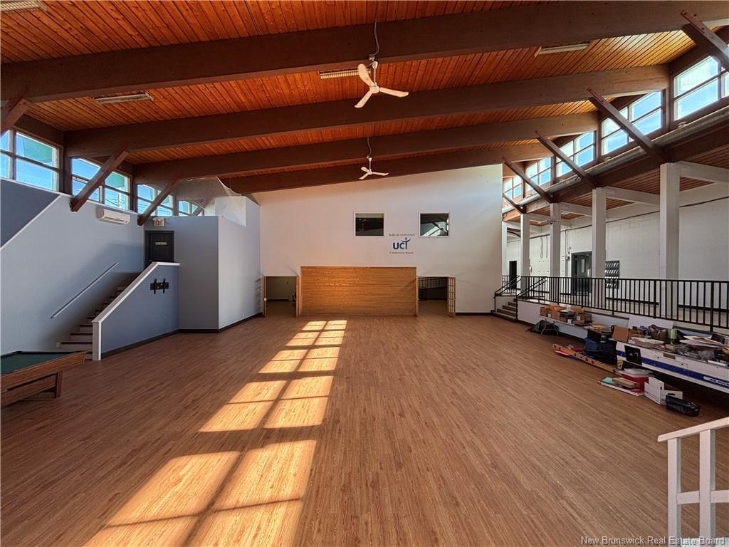 









895


St Anne

,
Bathurst,




NB
E2A 2N5

