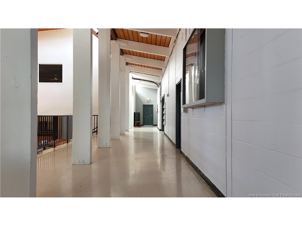 









895


St Anne

,
Bathurst,




NB
E2A 2N5

