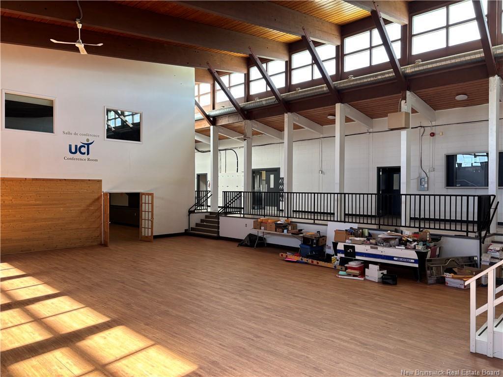 









895


St Anne

,
Bathurst,




NB
E2A 2N5

