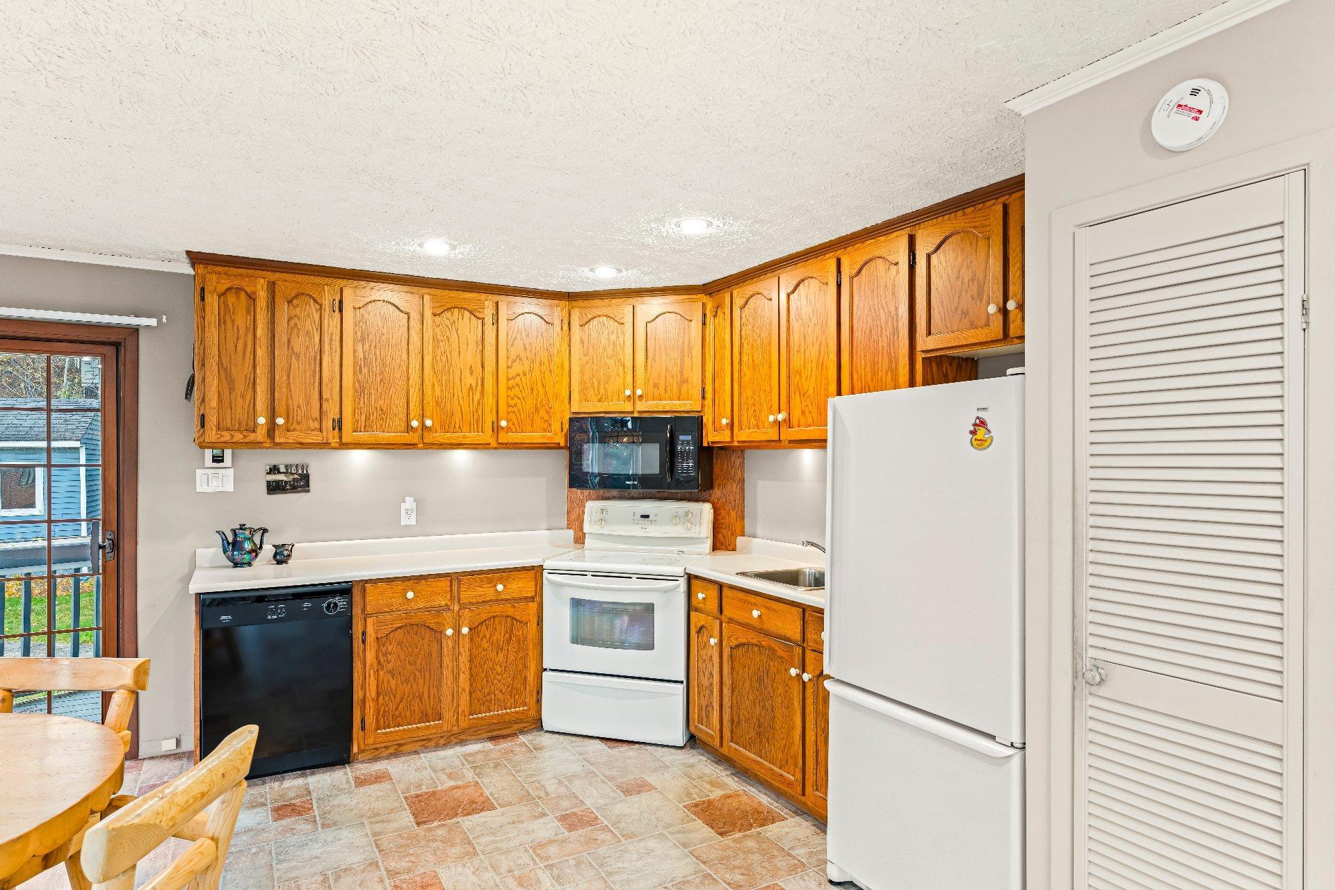 









97Z

 - 99Z


Rue Lévesque

,
Magog,




QC
J1X5T6

