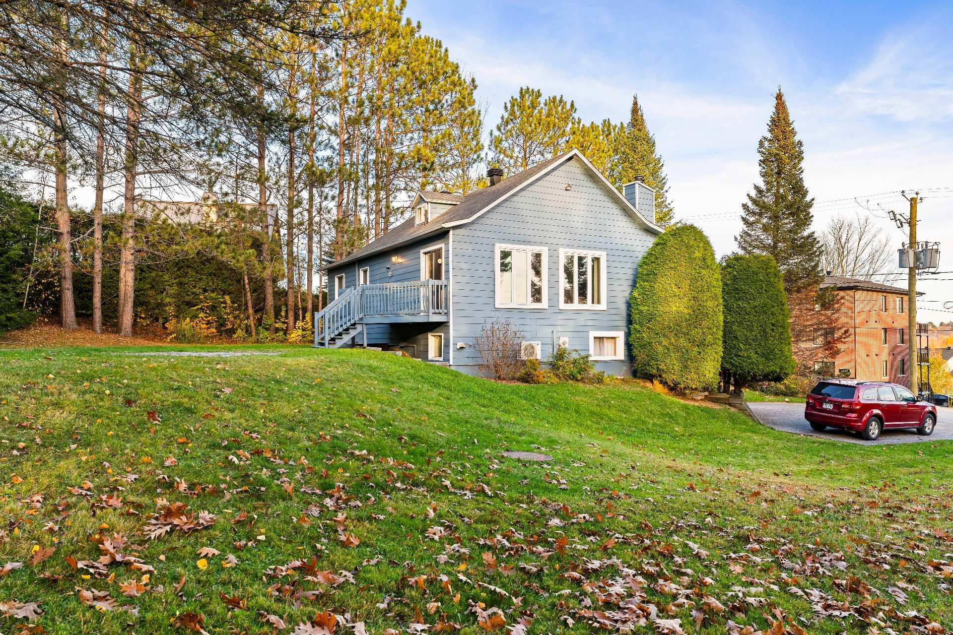 









97Z

 - 99Z


Rue Lévesque

,
Magog,




QC
J1X5T6

