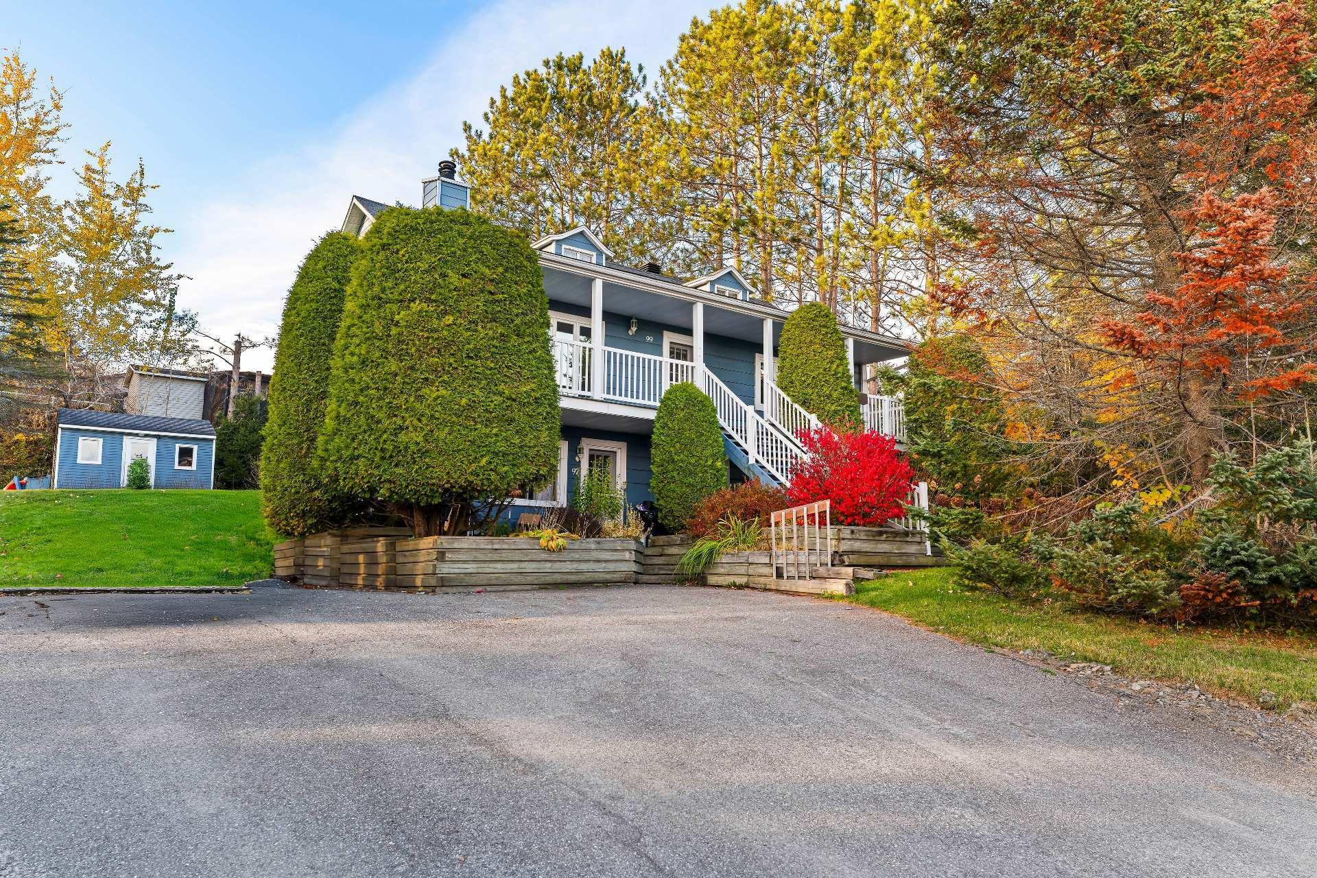 









97Z

 - 99Z


Rue Lévesque

,
Magog,




QC
J1X5T6

