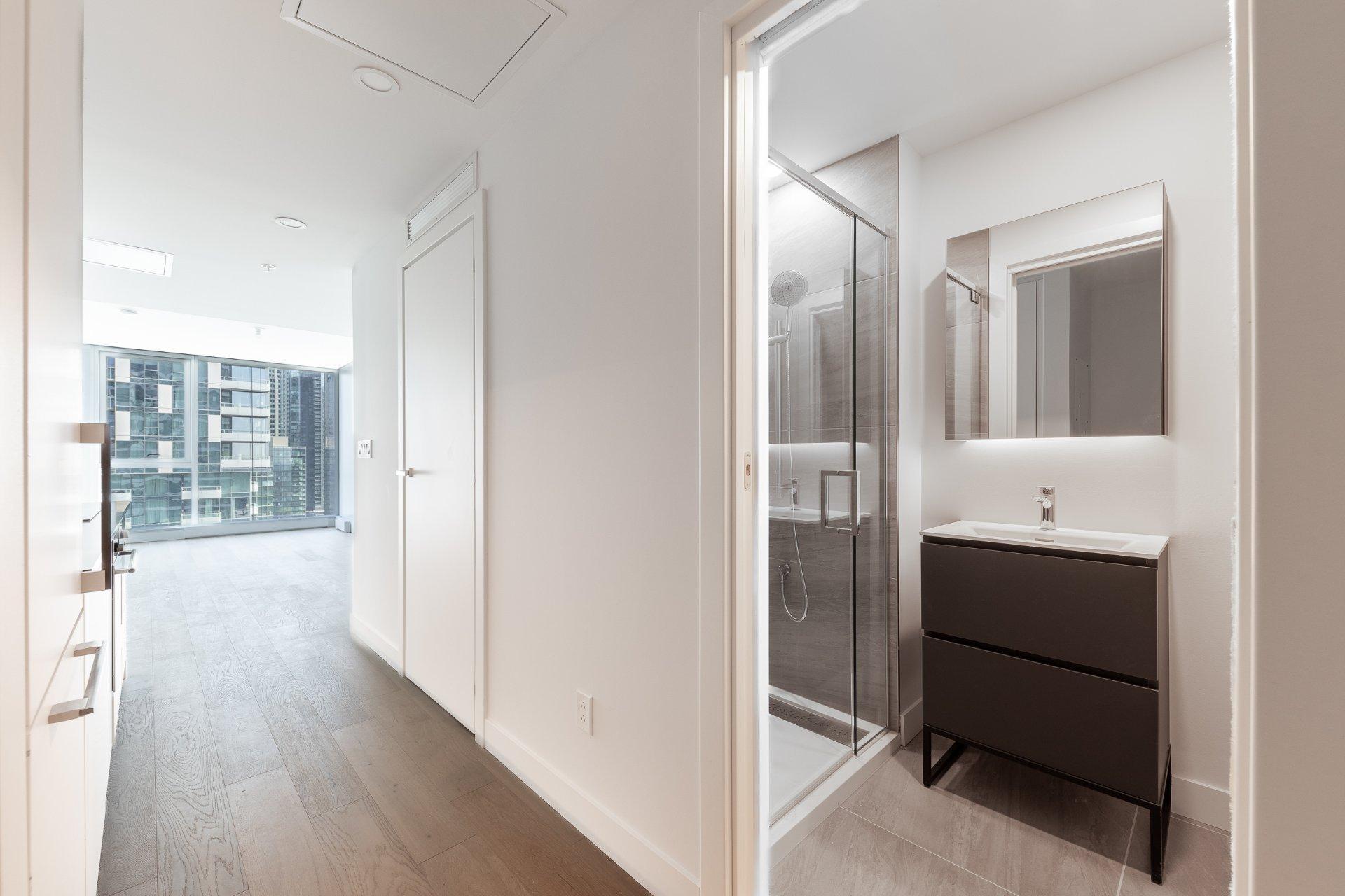 









1500


Boul. René-Lévesque O.

, 2203,
Montréal (Ville-Marie),




QC
H3G0H6

