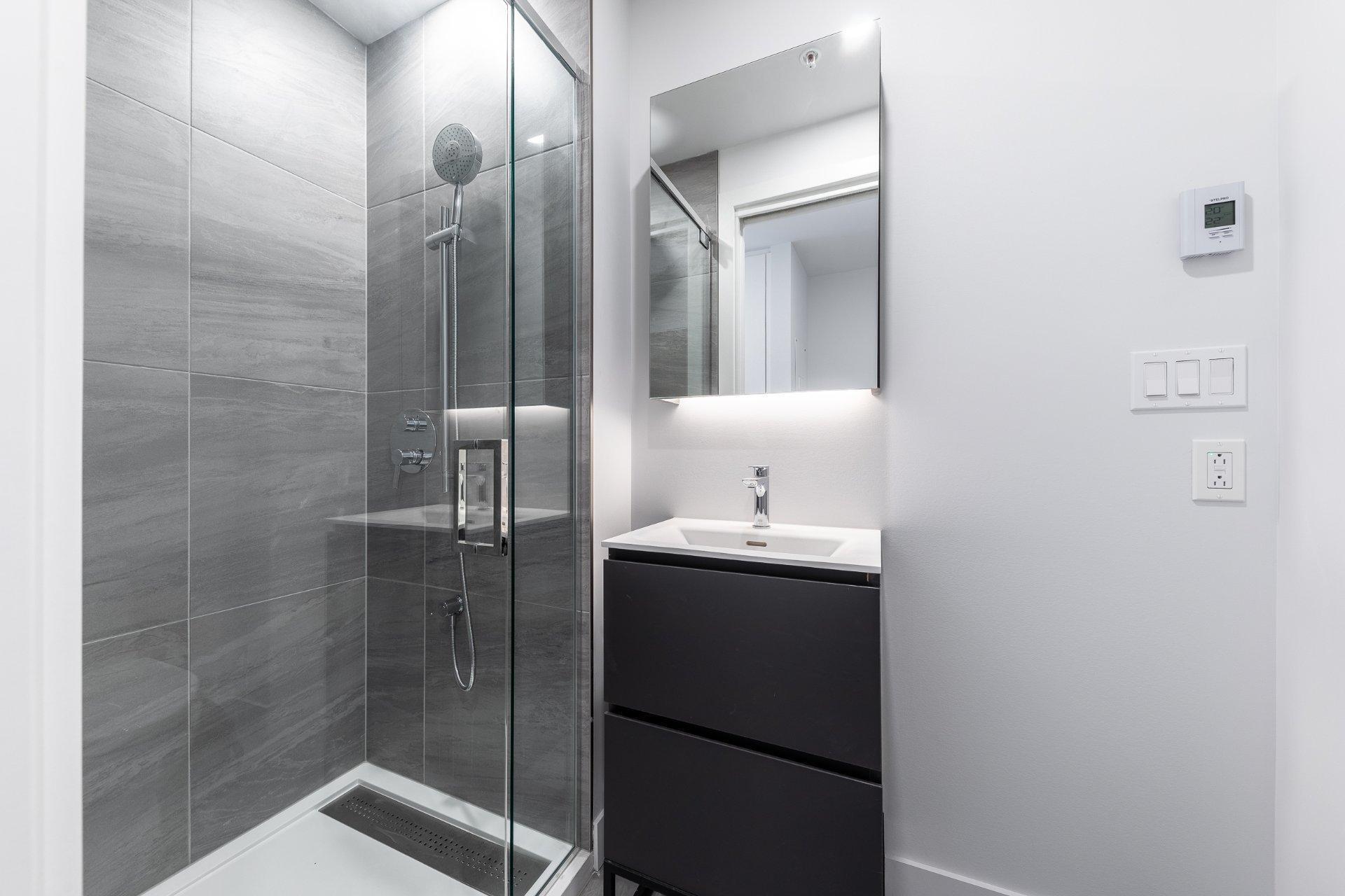 









1500


Boul. René-Lévesque O.

, 2203,
Montréal (Ville-Marie),




QC
H3G0H6

