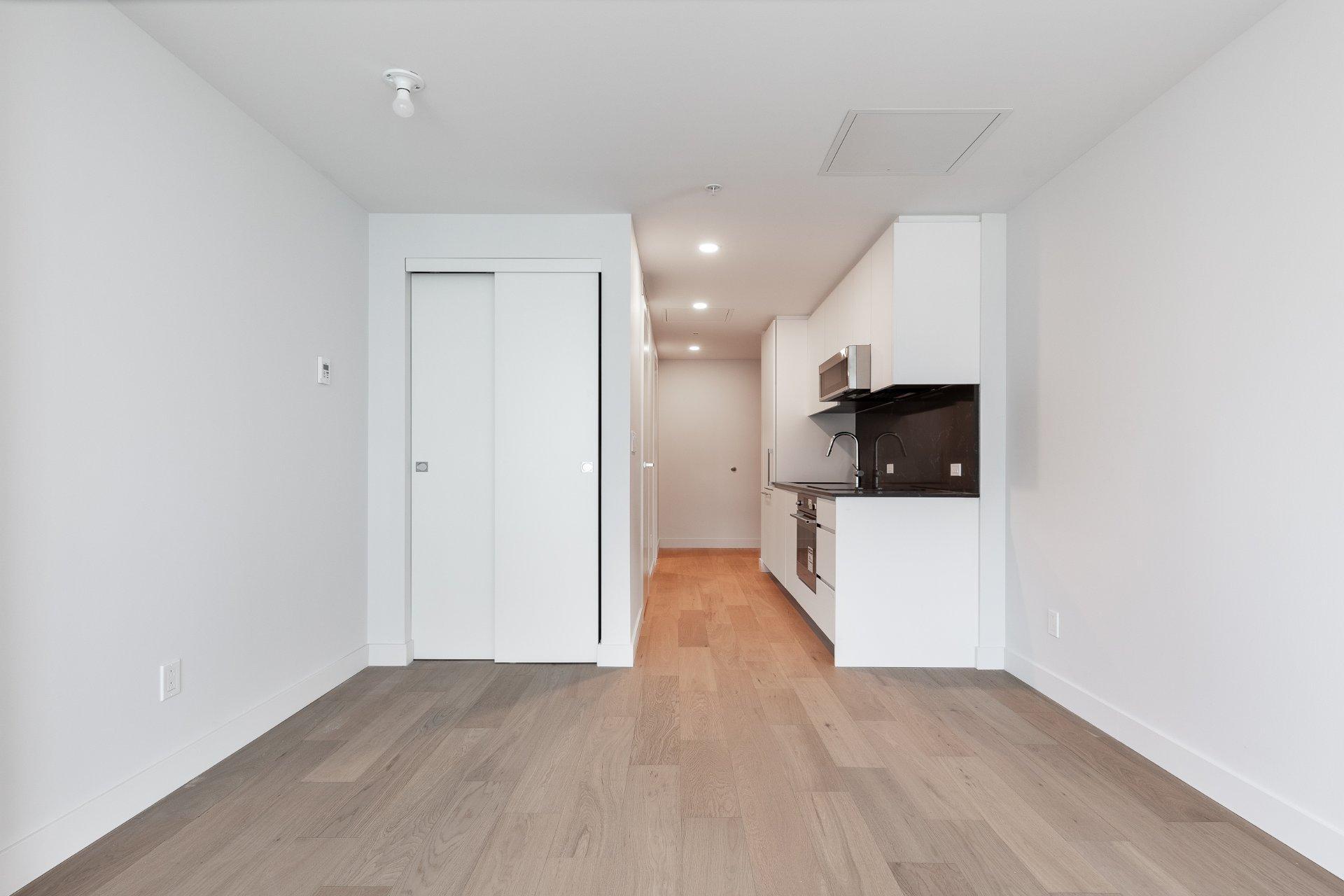 









1500


Boul. René-Lévesque O.

, 2203,
Montréal (Ville-Marie),




QC
H3G0H6

