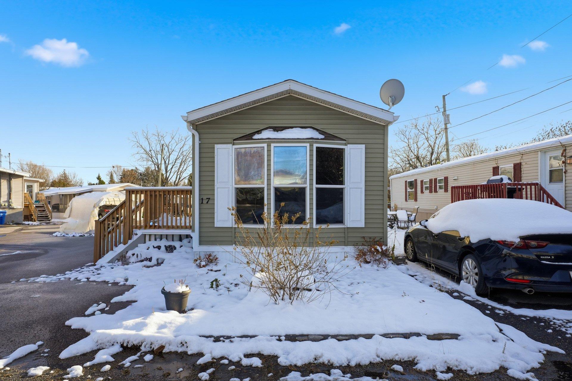 









17


6e Avenue O.

,
Gatineau (Gatineau),




QC
J8T0C9

