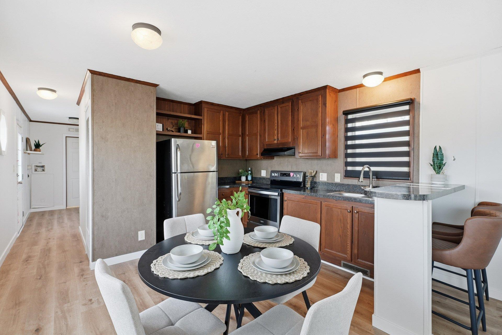 









17


6e Avenue O.

,
Gatineau (Gatineau),




QC
J8T0C9

