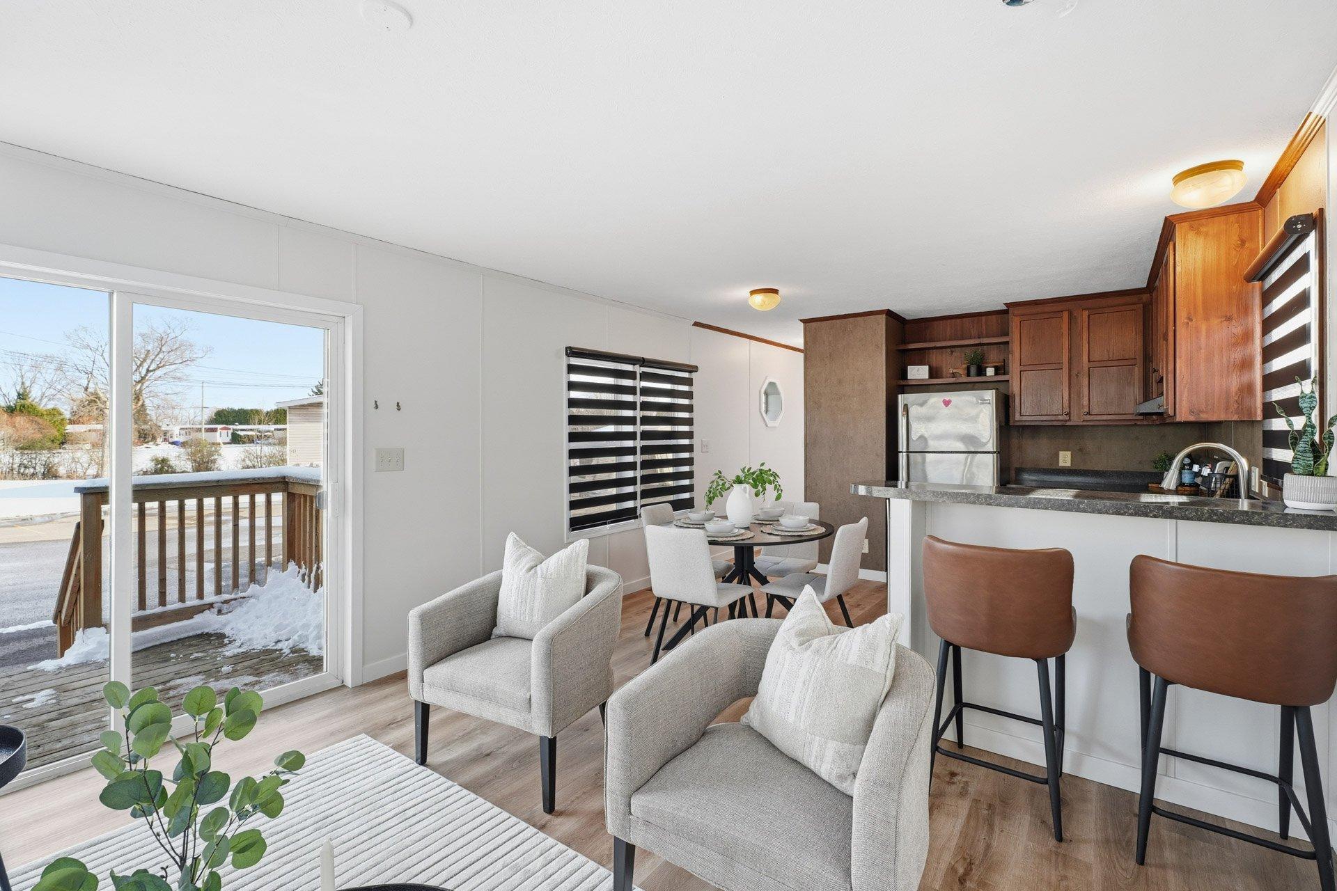 









17


6e Avenue O.

,
Gatineau (Gatineau),




QC
J8T0C9

