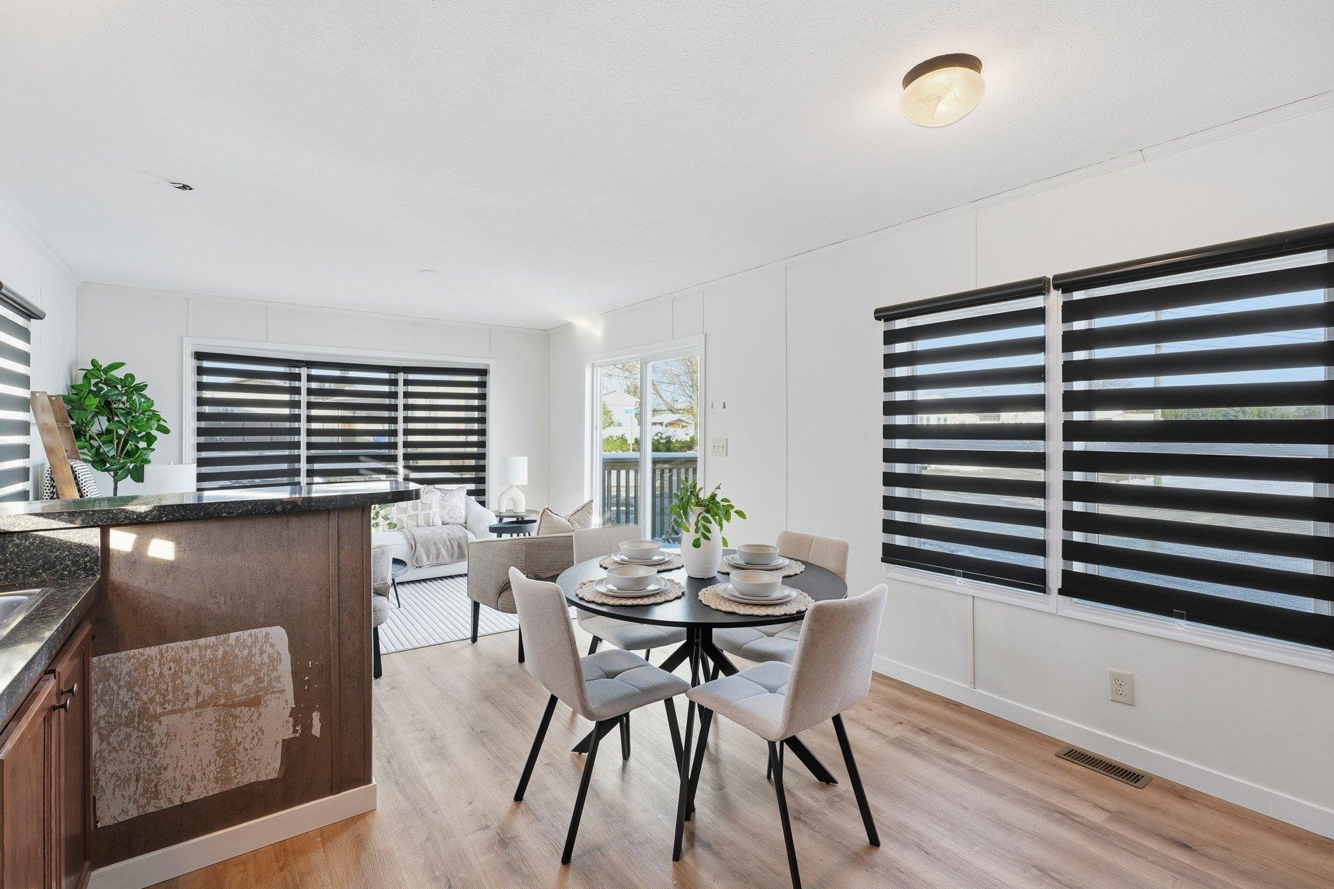 









17


6e Avenue O.

,
Gatineau (Gatineau),




QC
J8T0C9

