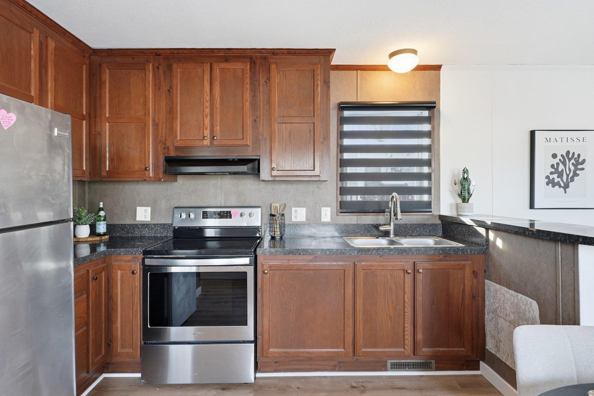 









17


6e Avenue O.

,
Gatineau (Gatineau),




QC
J8T0C9

