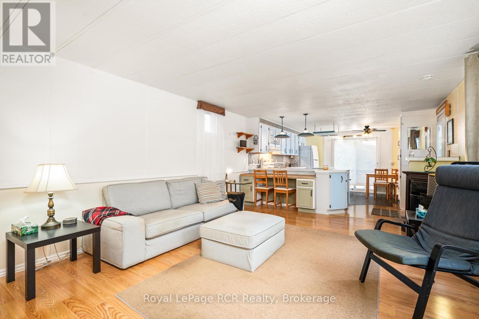 












230 #3 CONCESSION 4 ROAD

,
South Bruce,




Ontario
N0G2V0

