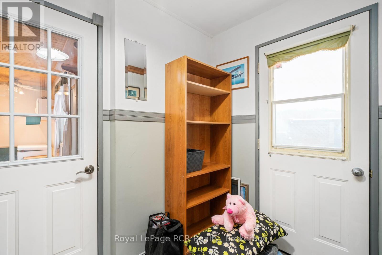 












230 #3 CONCESSION 4 ROAD

,
South Bruce,




Ontario
N0G2V0

