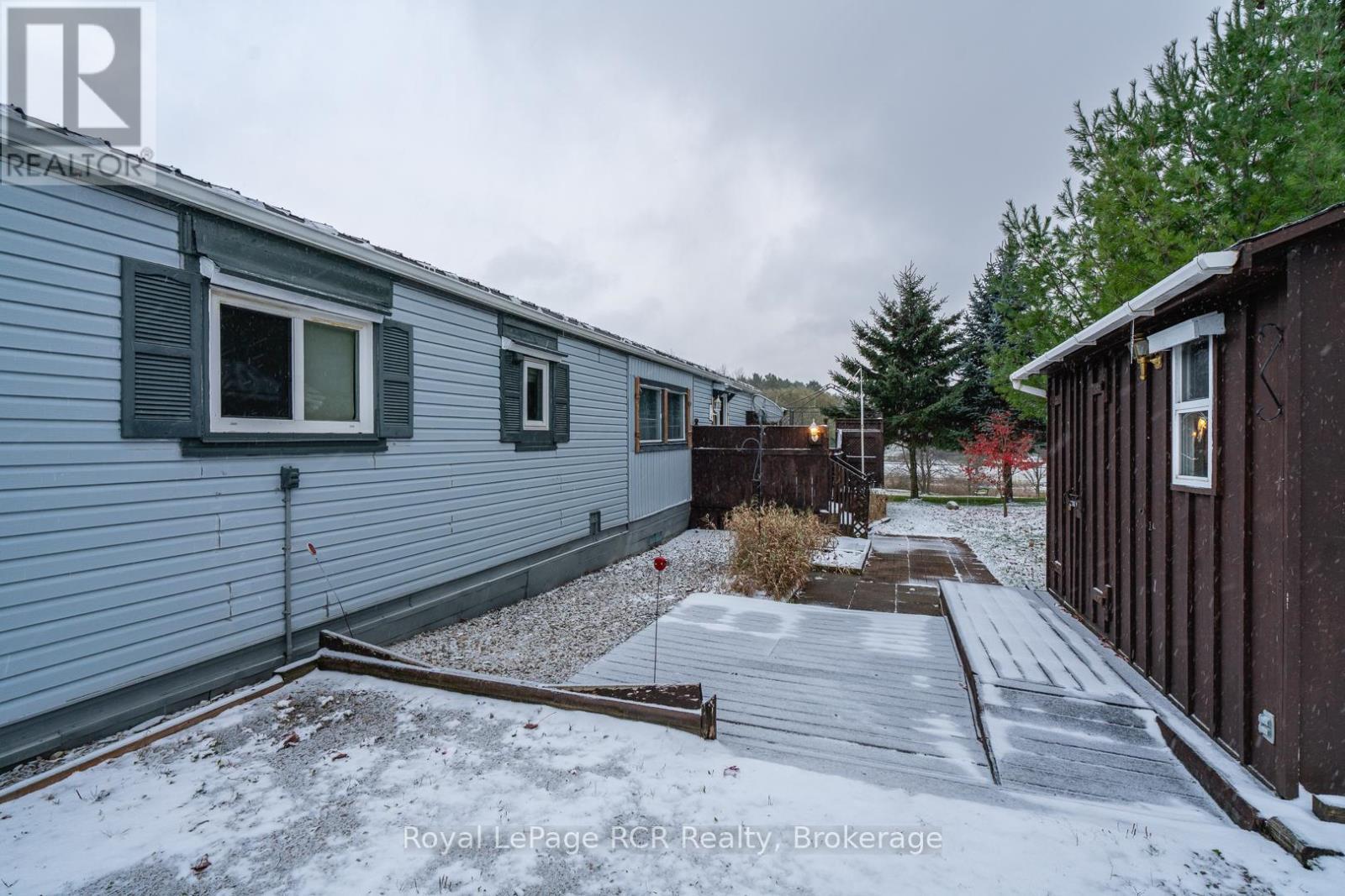 












230 #3 CONCESSION 4 ROAD

,
South Bruce,




Ontario
N0G2V0

