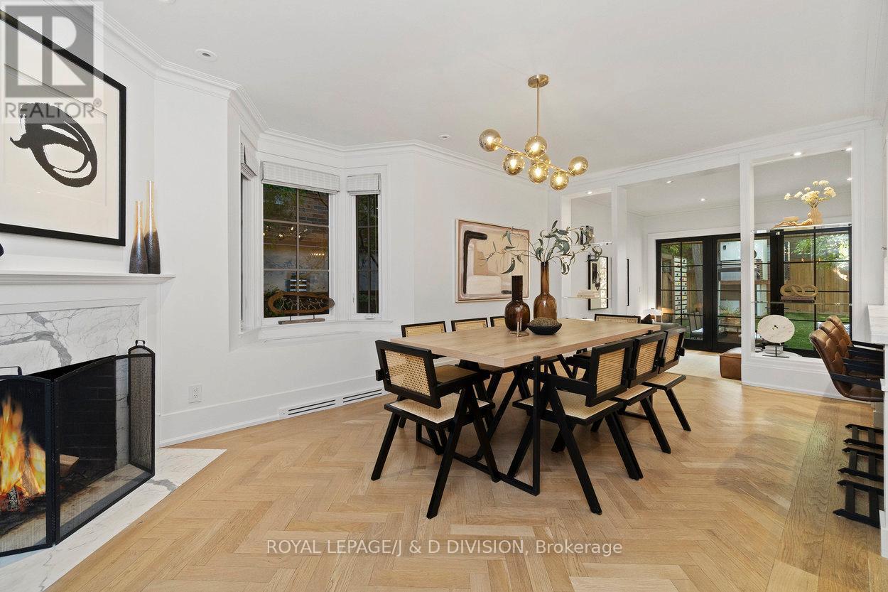 












146 BALMORAL AVENUE

,
Toronto,




Ontario
M4V1J4

