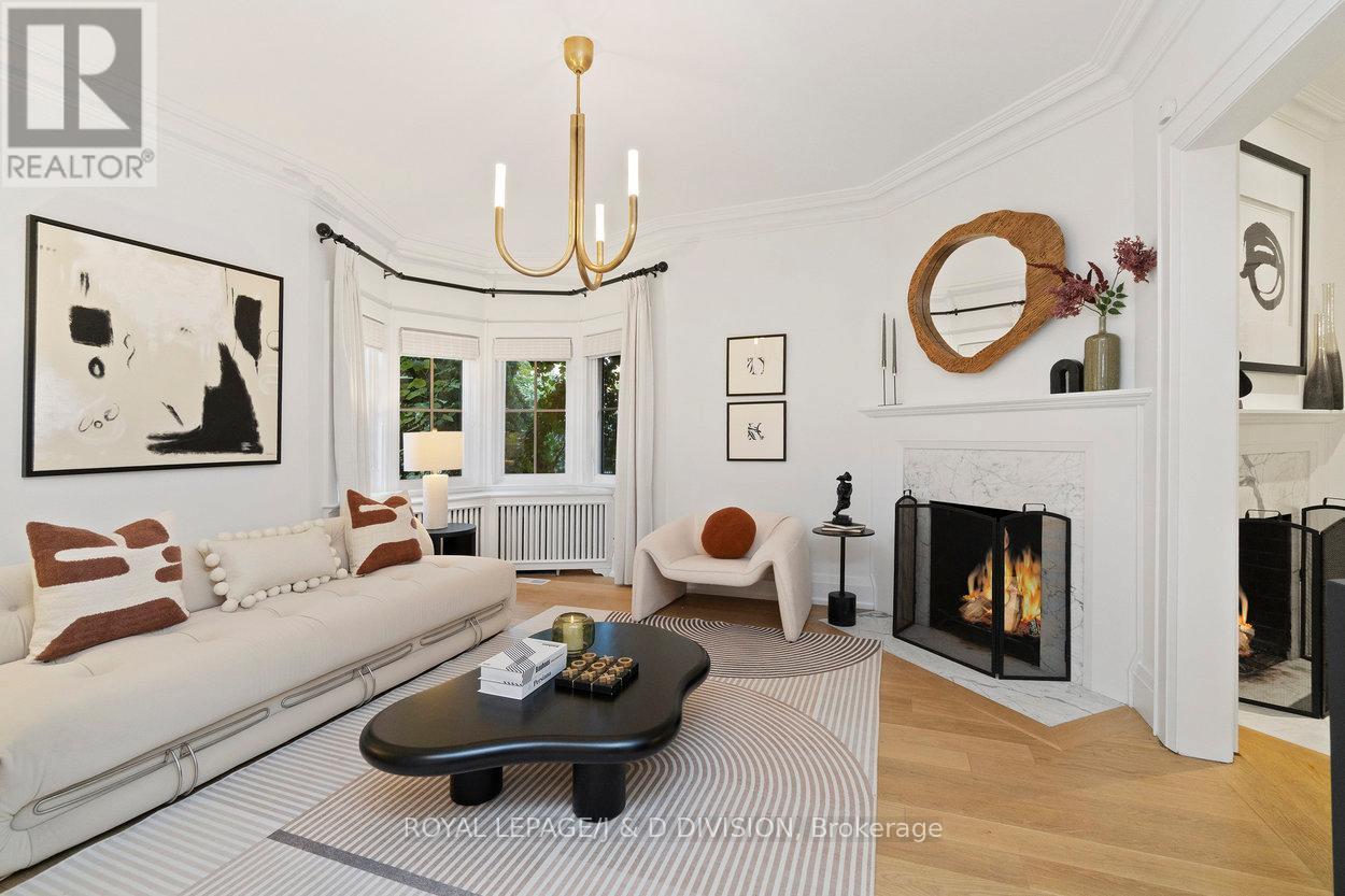 












146 BALMORAL AVENUE

,
Toronto,




Ontario
M4V1J4

