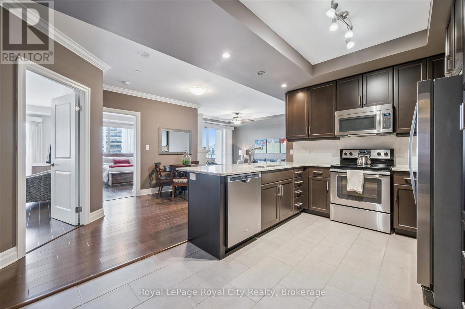 












606 - 160 MACDONELL STREET

,
Guelph (Downtown),




Ontario
N1H0A9

