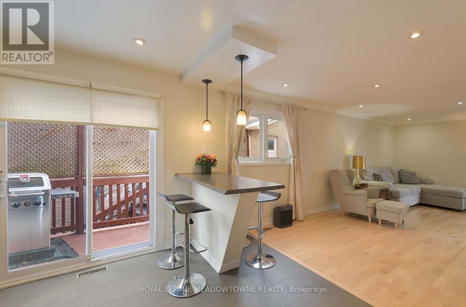 












4207 TRAPPER CRESCENT

,
Mississauga,




Ontario
L5L3A7

