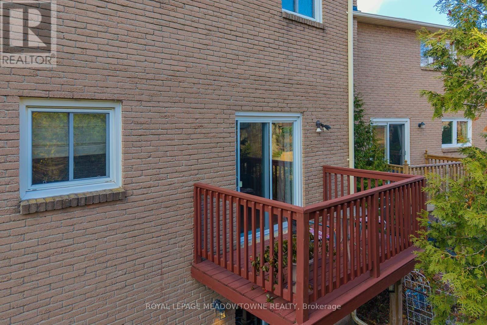 












4207 TRAPPER CRESCENT

,
Mississauga,




Ontario
L5L3A7

