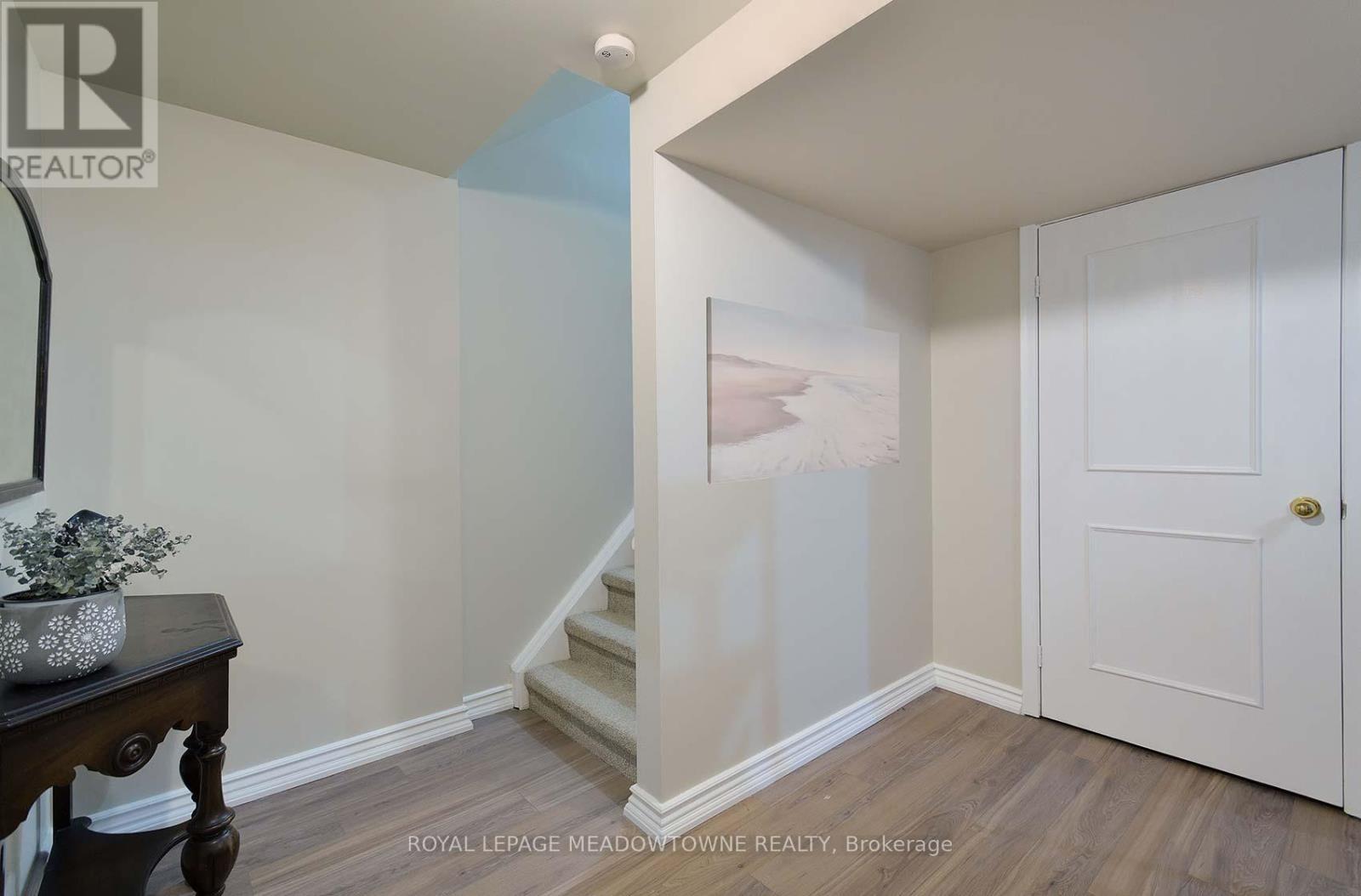 












4207 TRAPPER CRESCENT

,
Mississauga,




Ontario
L5L3A7

