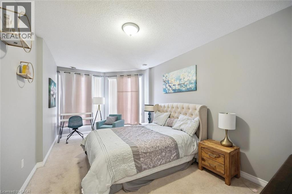 












255 KEATS Way Unit# 706

,
Waterloo,




Ontario
N2L6N6

