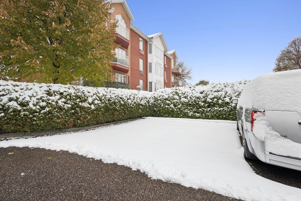 









240


Boul. de l'Hôpital

, 15,
Gatineau (Gatineau),




QC
J8T8J6

