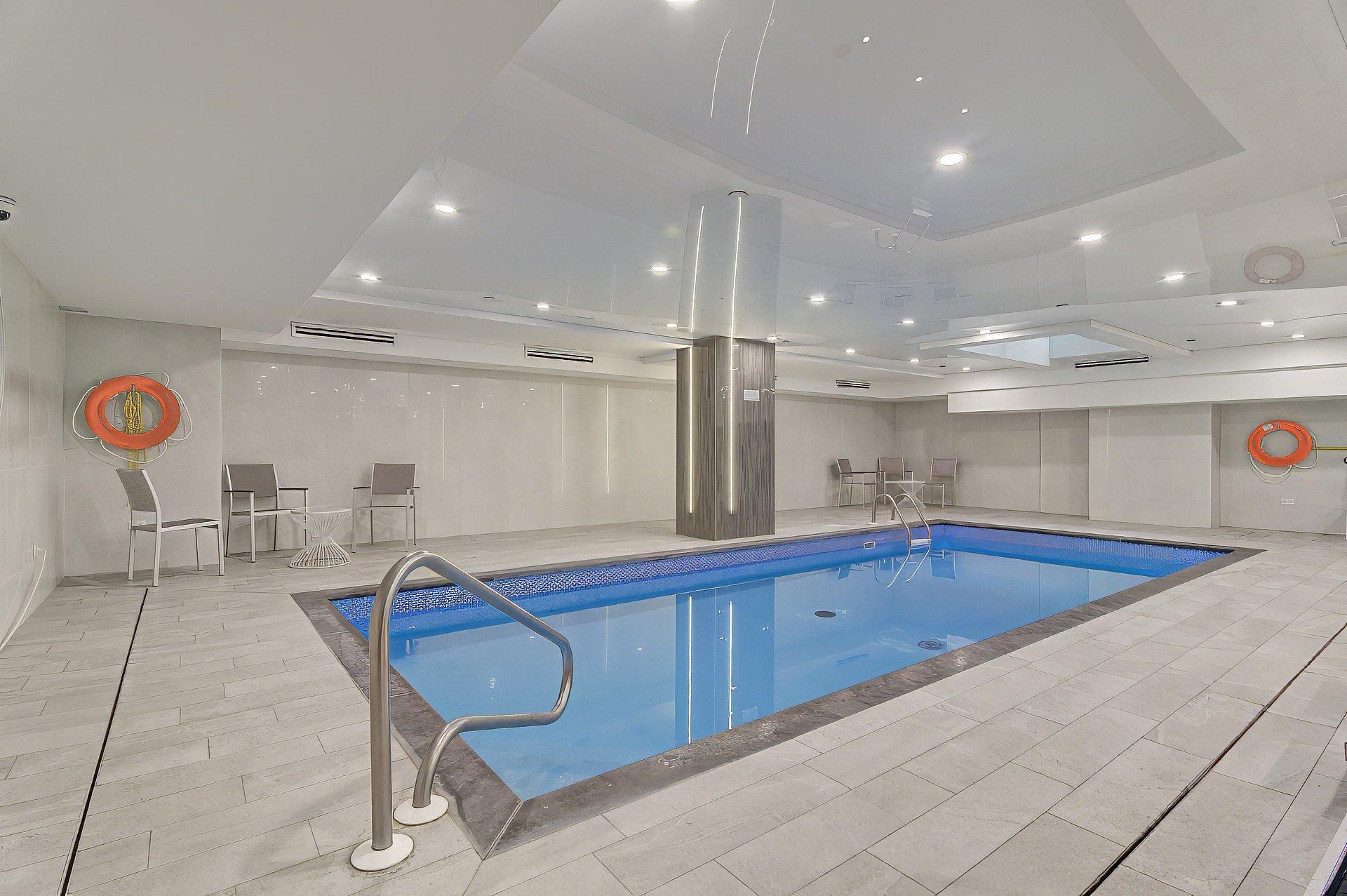 









1188


Av. Union

, 2009,
Montréal (Ville-Marie),




QC
H3B3A7

