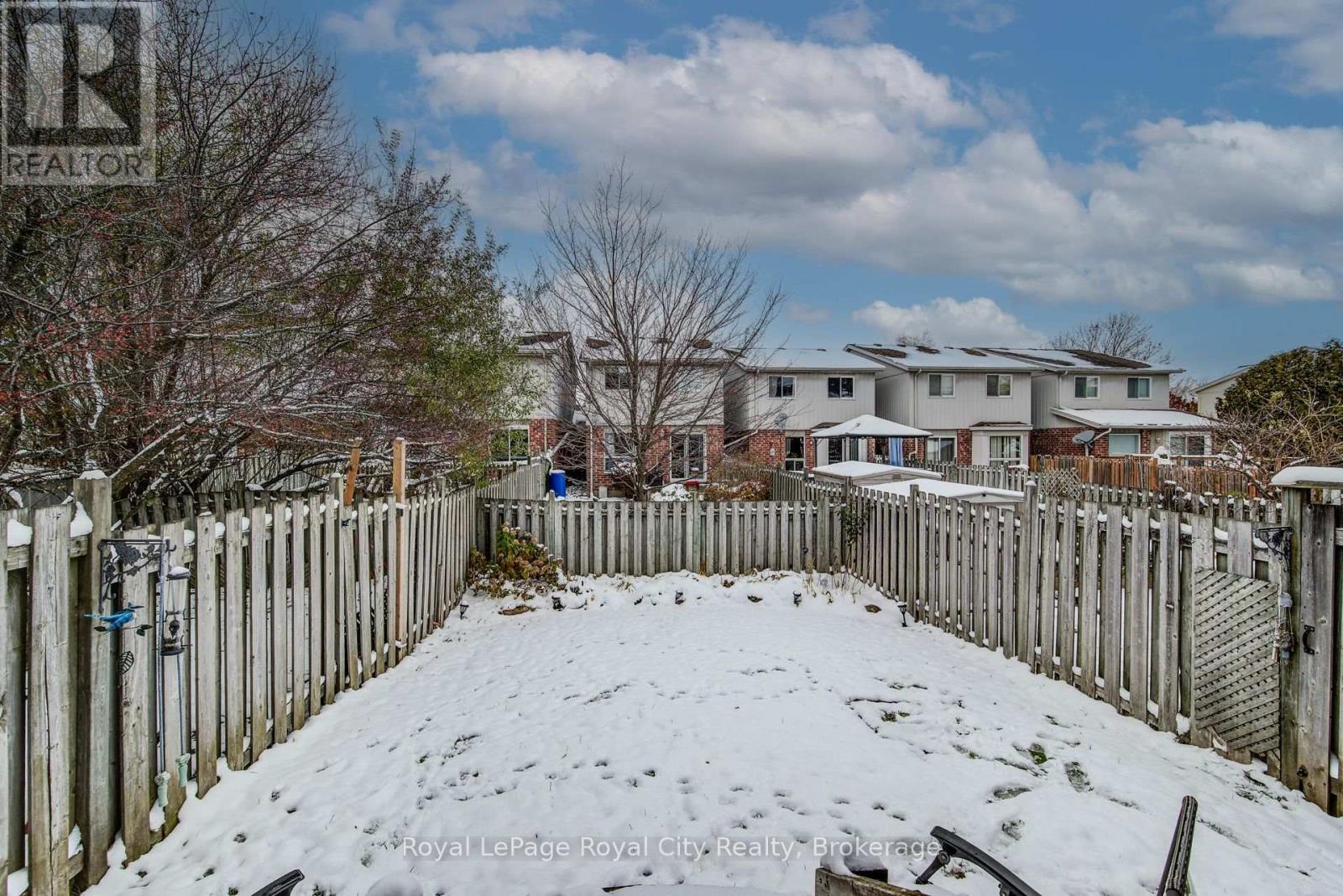 












473 FLANNERY DRIVE

,
Centre Wellington (Fergus),




Ontario
N1M3P1

