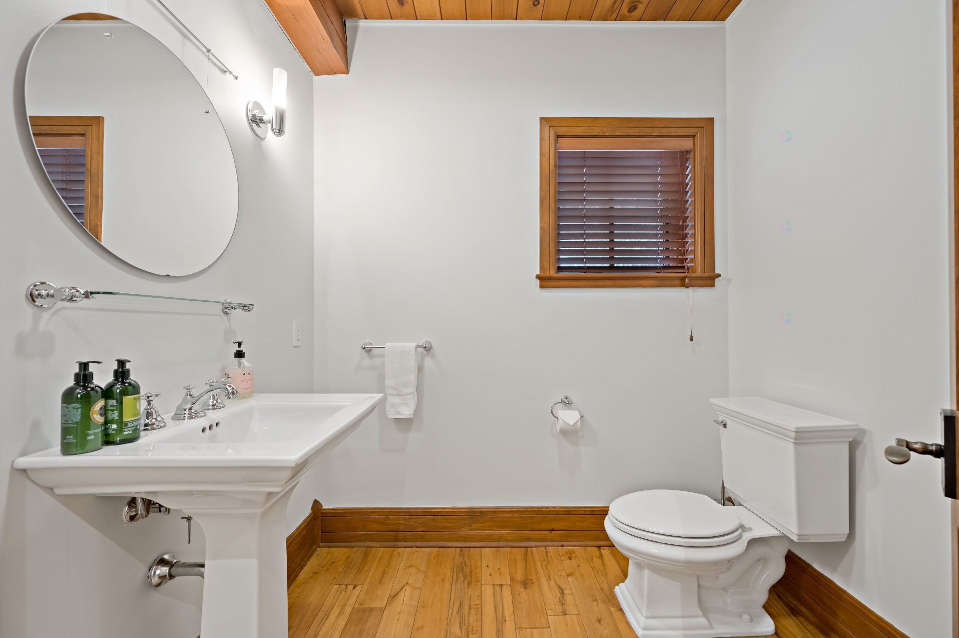 









263


Ch. Wheeler

,
Mont-Tremblant,




QC
J8E1V3

