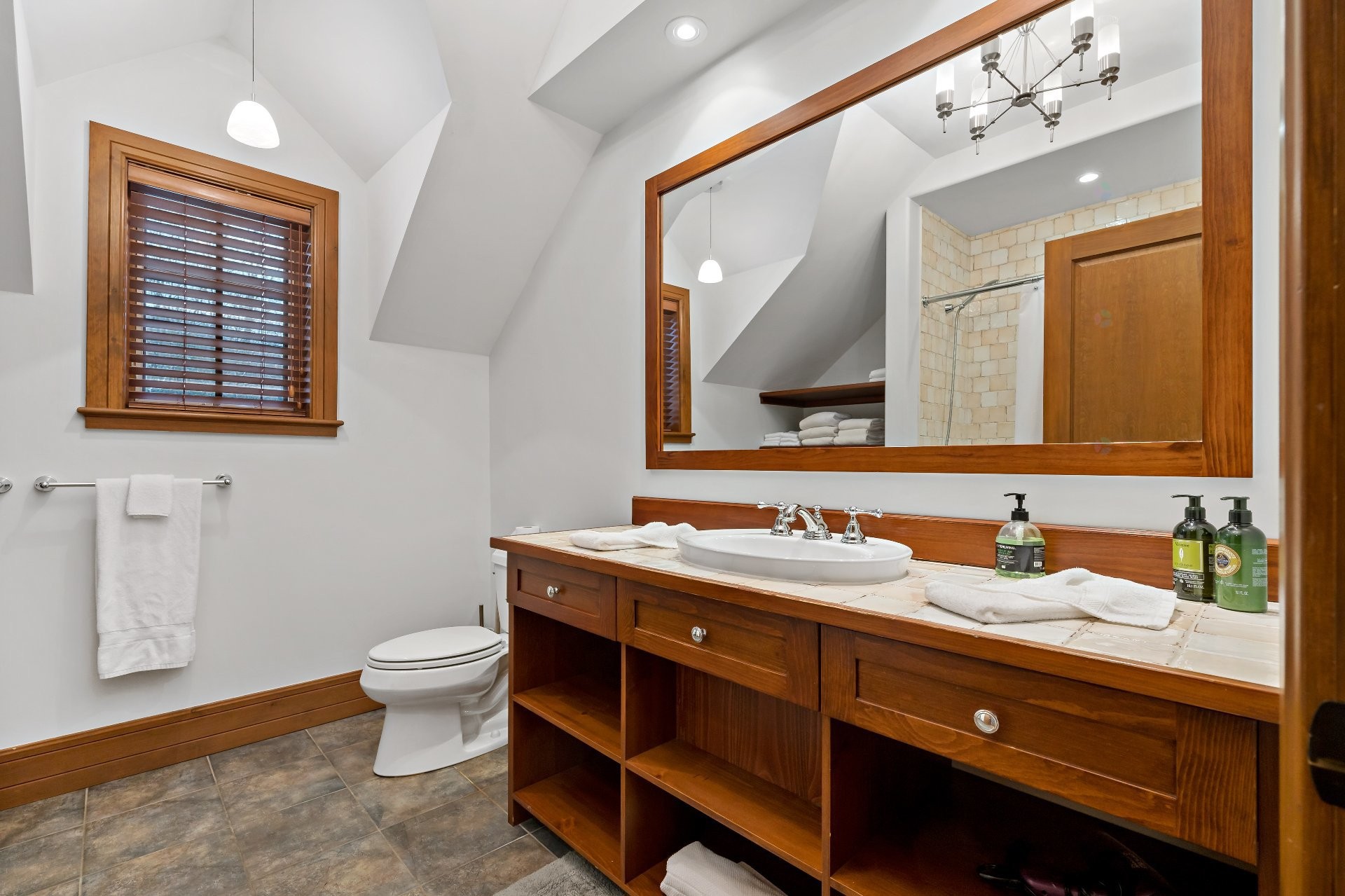 









263


Ch. Wheeler

,
Mont-Tremblant,




QC
J8E1V3

