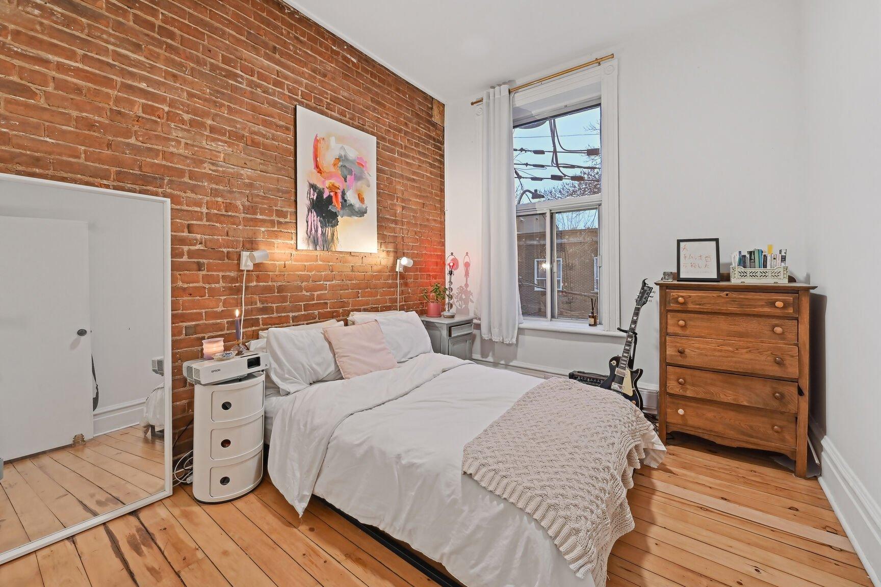 









440


Rue de la Congrégation

,
Montréal (Le Sud-Ouest),




QC
H3K2H7

