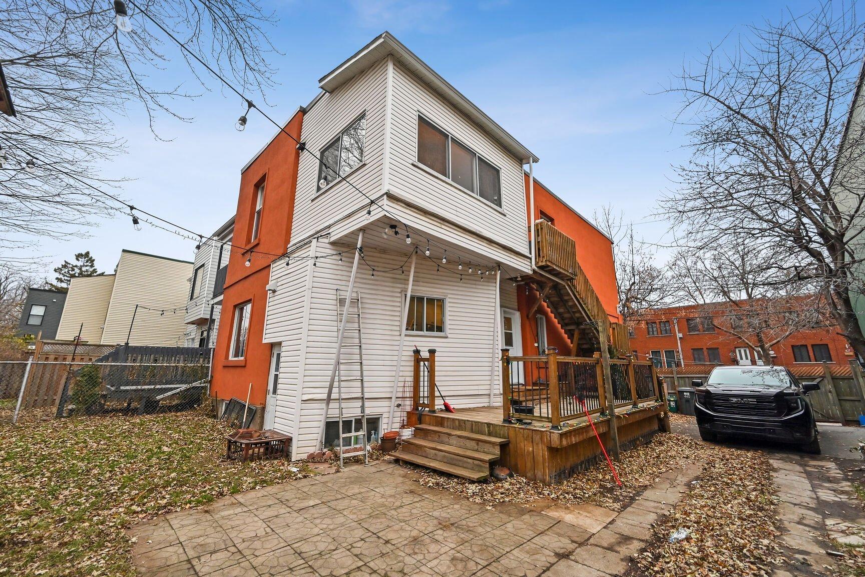 









440


Rue de la Congrégation

,
Montréal (Le Sud-Ouest),




QC
H3K2H7

