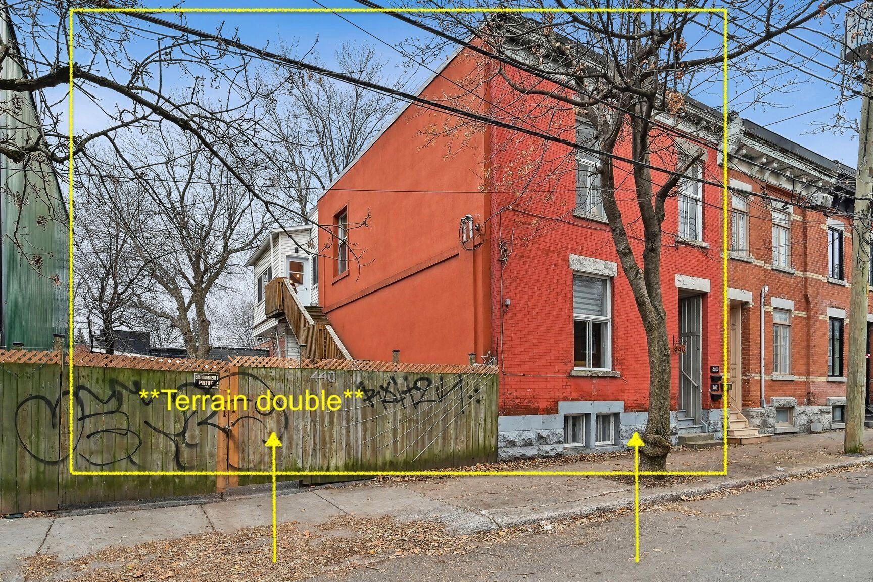 









440


Rue de la Congrégation

,
Montréal (Le Sud-Ouest),




QC
H3K2H7

