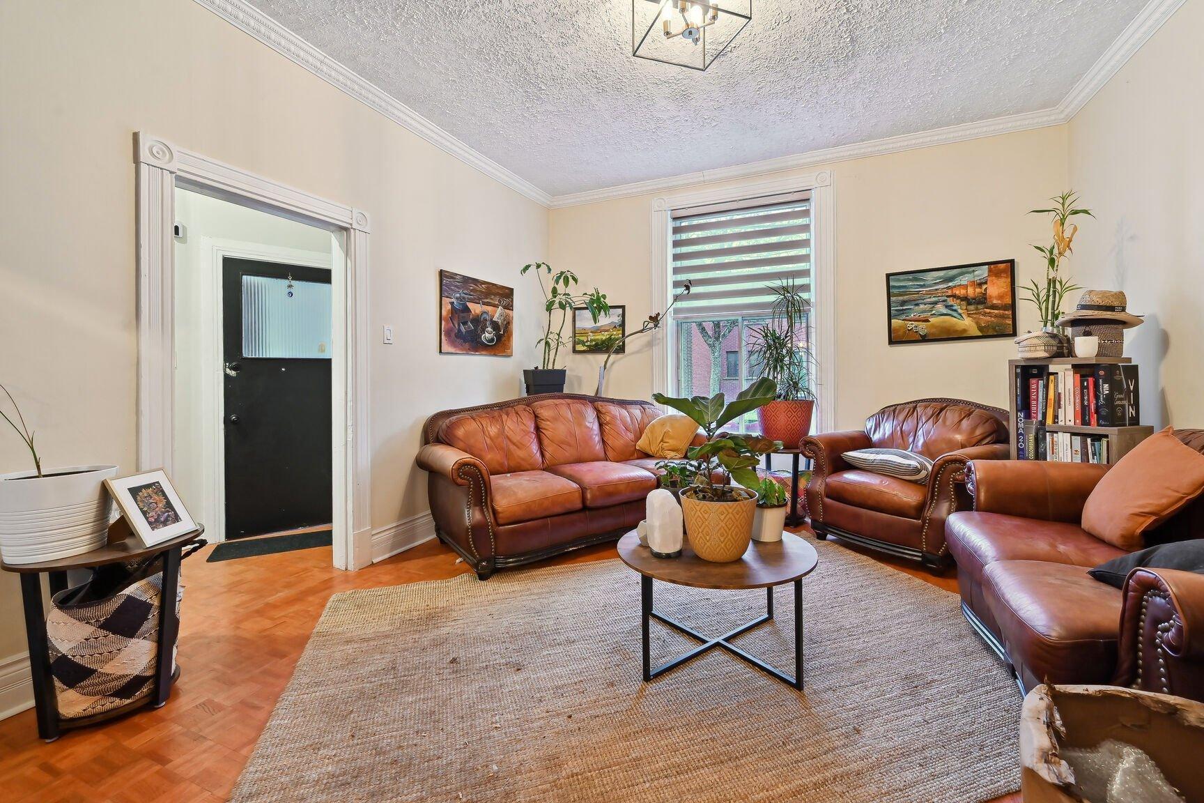 









440


Rue de la Congrégation

,
Montréal (Le Sud-Ouest),




QC
H3K2H7

