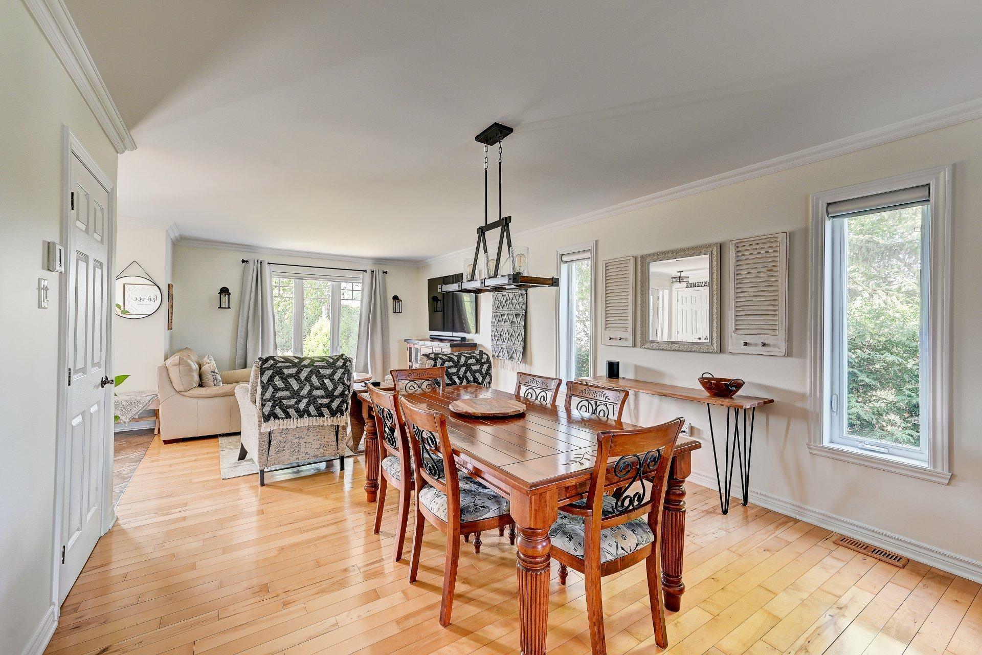 









51


Rue Anatole-Touchette

,
Saint-Jean-sur-Richelieu,




QC
J2X4L5

