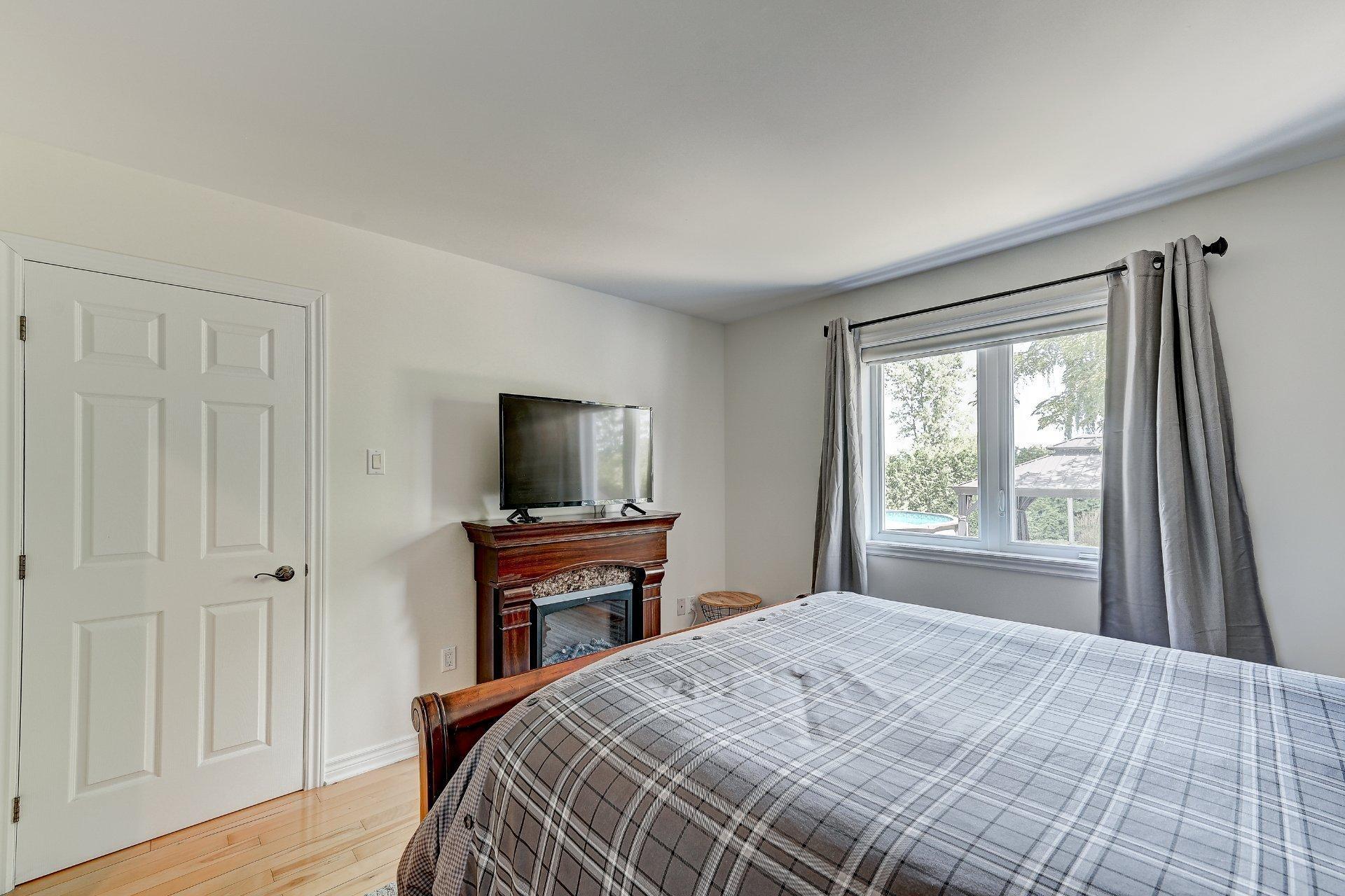 









51


Rue Anatole-Touchette

,
Saint-Jean-sur-Richelieu,




QC
J2X4L5

