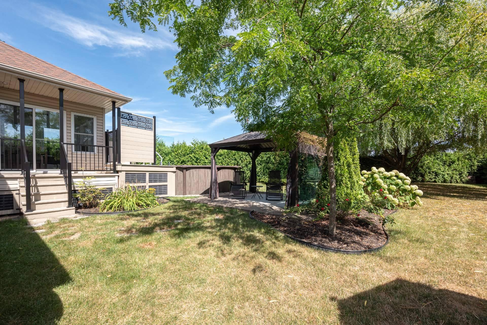 









51


Rue Anatole-Touchette

,
Saint-Jean-sur-Richelieu,




QC
J2X4L5

