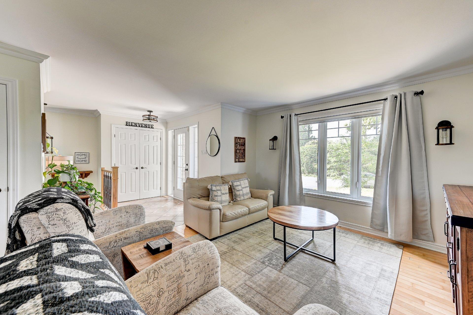 









51


Rue Anatole-Touchette

,
Saint-Jean-sur-Richelieu,




QC
J2X4L5

